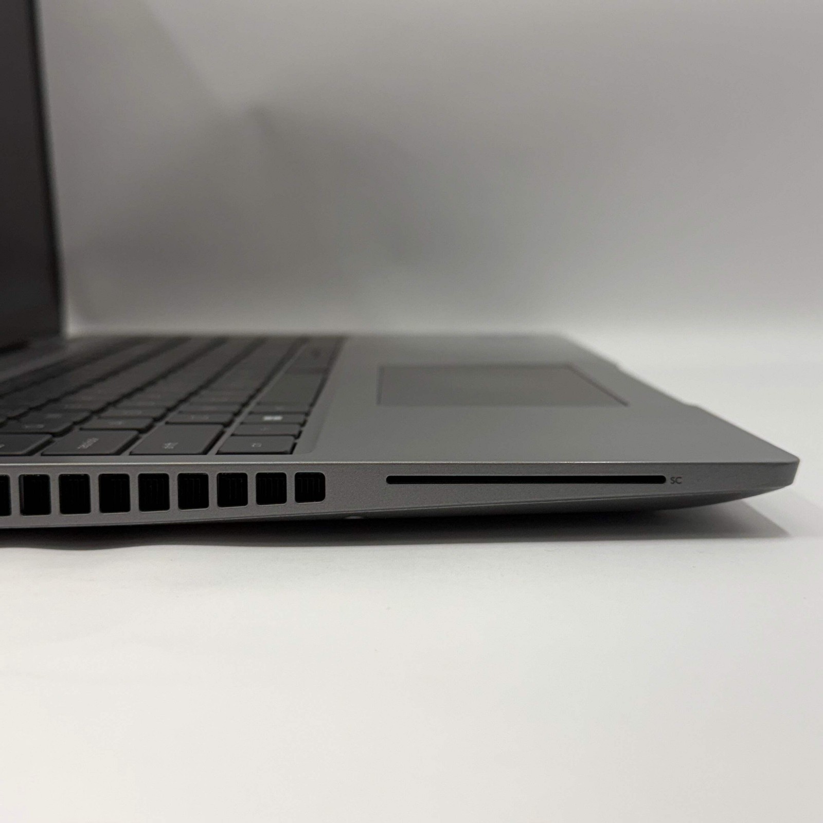 Dell Latitude 5540 15.6″ i5-1345U 1.6GHz 16GB 256GB SSD intel Iris Xe Graphics