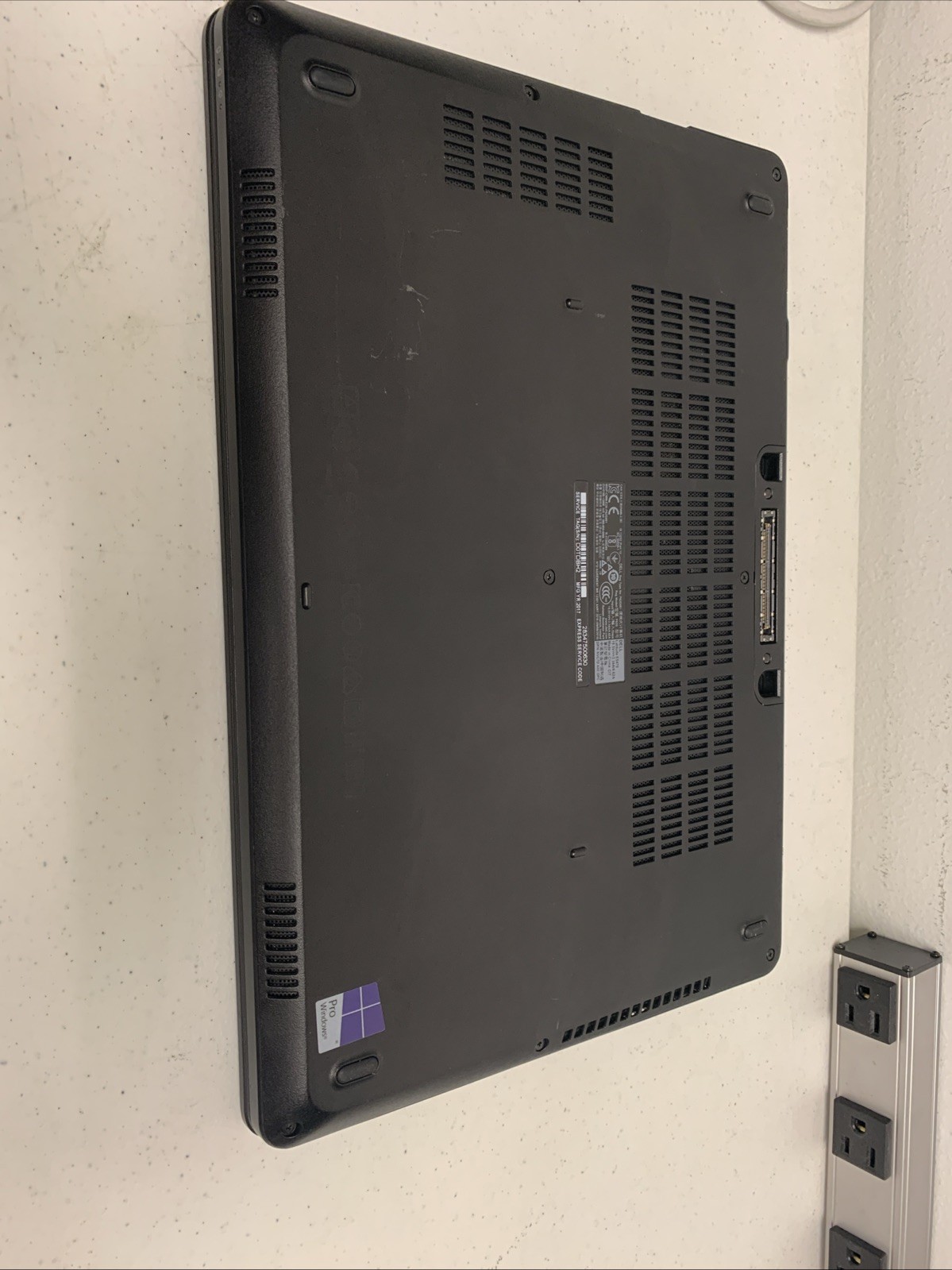 Dell Latitude E5470 i5-6300U 8GB Ram 128 Gb SSD Windows 11 Pro