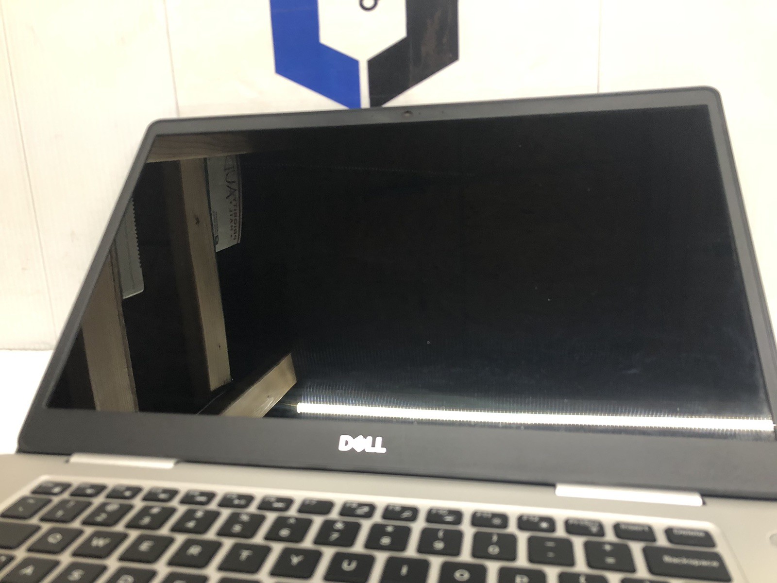 Dell Inspiron 7570 Laptop | Intel i5-8250U | 8GB RAM | NO OS/SSD – Boots to Bios
