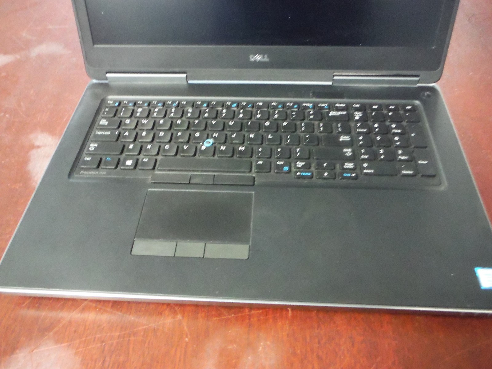 DELL PRECISION 7720 Xeon E3-1505M v6 32 GB RAM 512 GB SSD Win 11 PRO