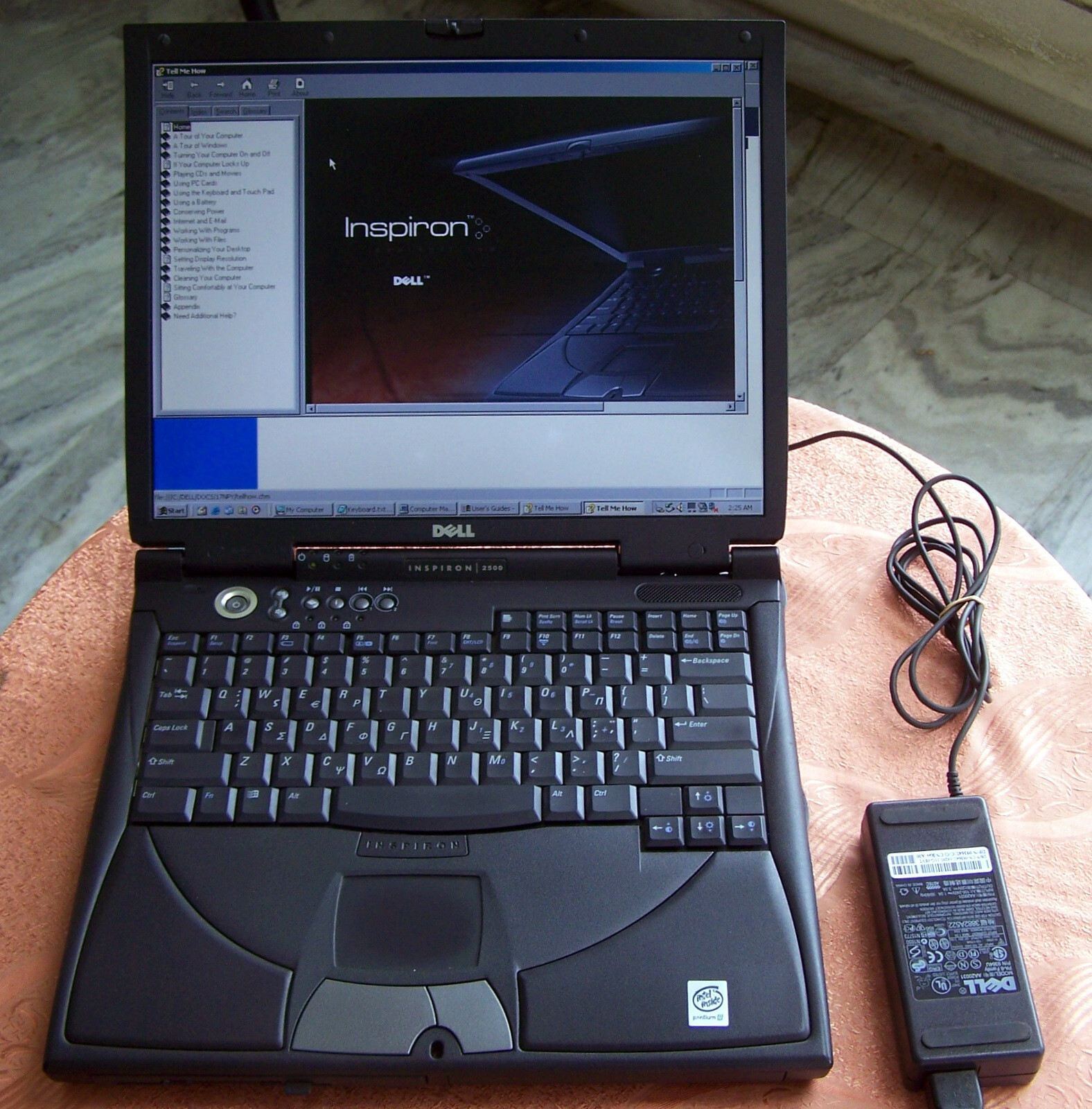 Dell Inspiron 2500 Pentium 3 1GHz 256MB 40GB Floppy Serial Parallel-dos imb cdt-