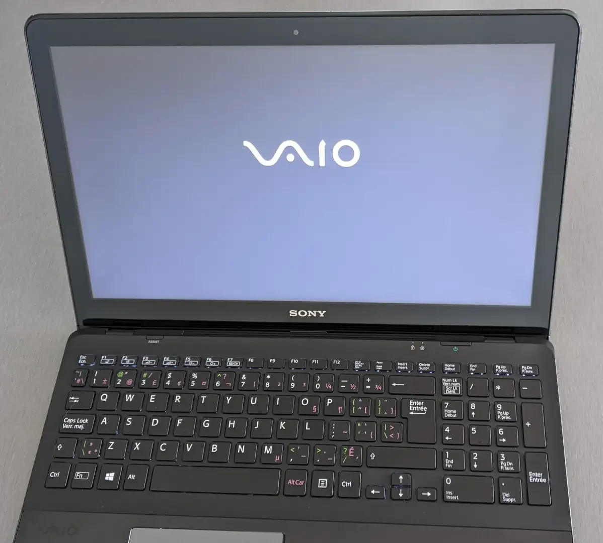 Sony VAIO Fit 15 (SVF15190S) Laptop