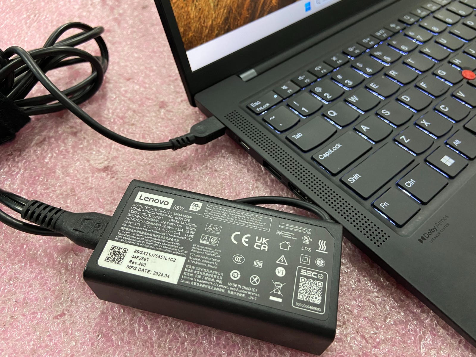 Lenovo ThinkPad X1 Carbon Gen 10 14″ i7-1270P 32GB 256GB Win 11 w/PA – CLP36A