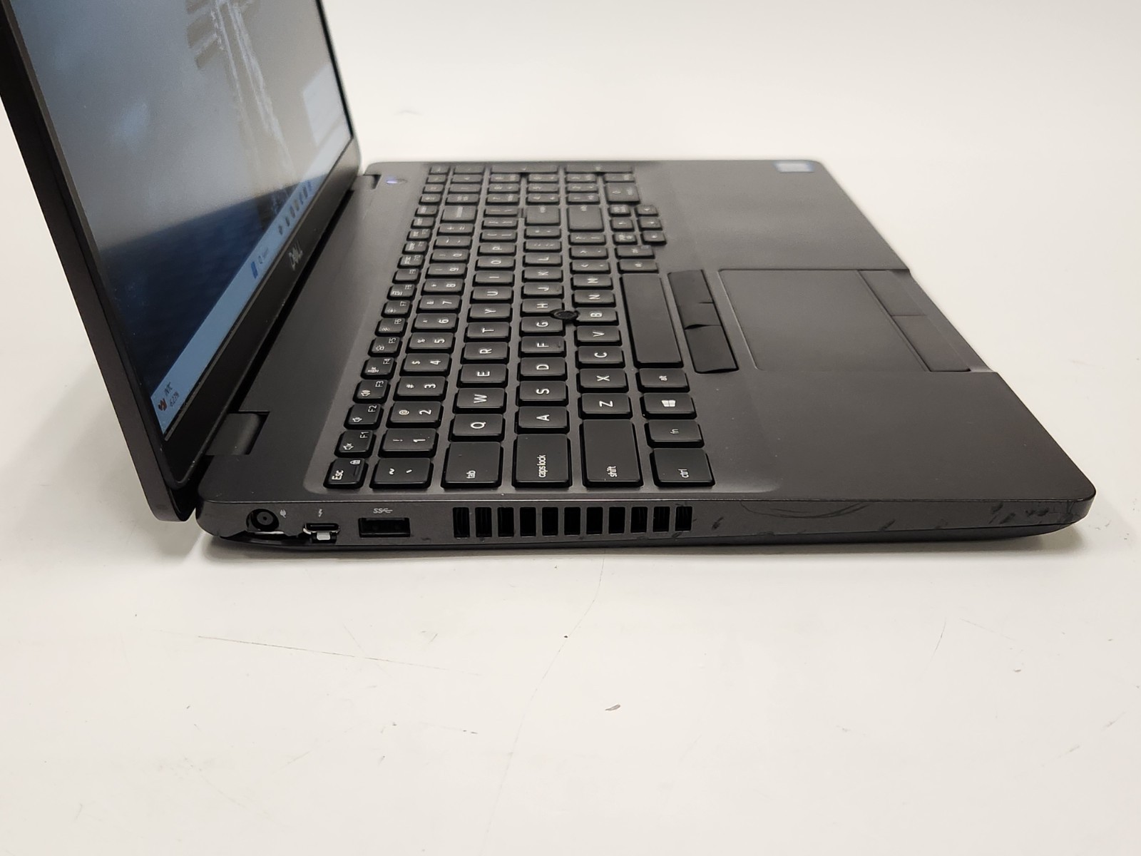 DELL Latitude 5501 15″ Laptop i7-9850H 2.6 GHz 16GB RAM 256GB SSD W11P + AC