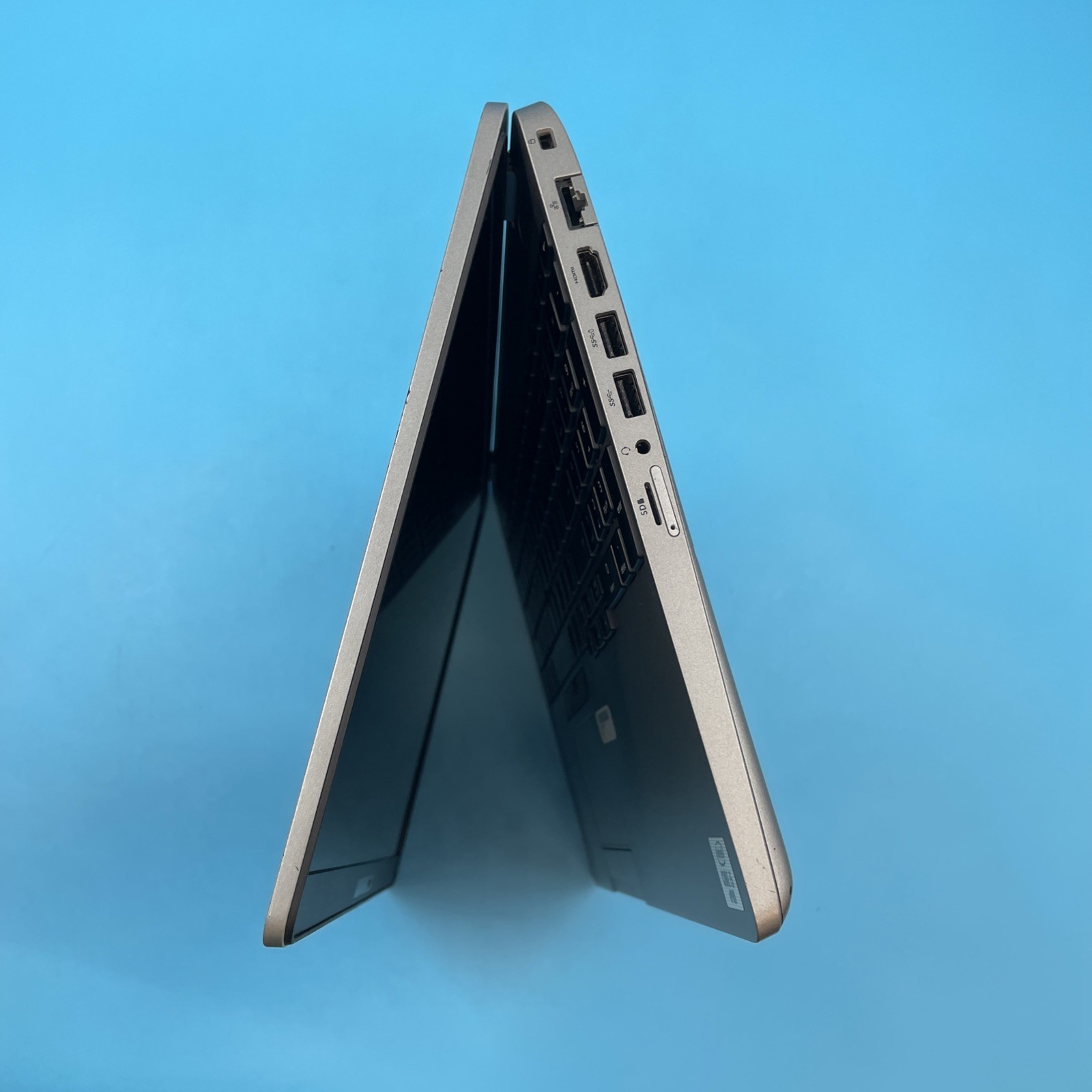 Dell Latitude 5510 | i5-10310U | 16GB RAM | NO DRIVE | NO OS | 75% BATTERY