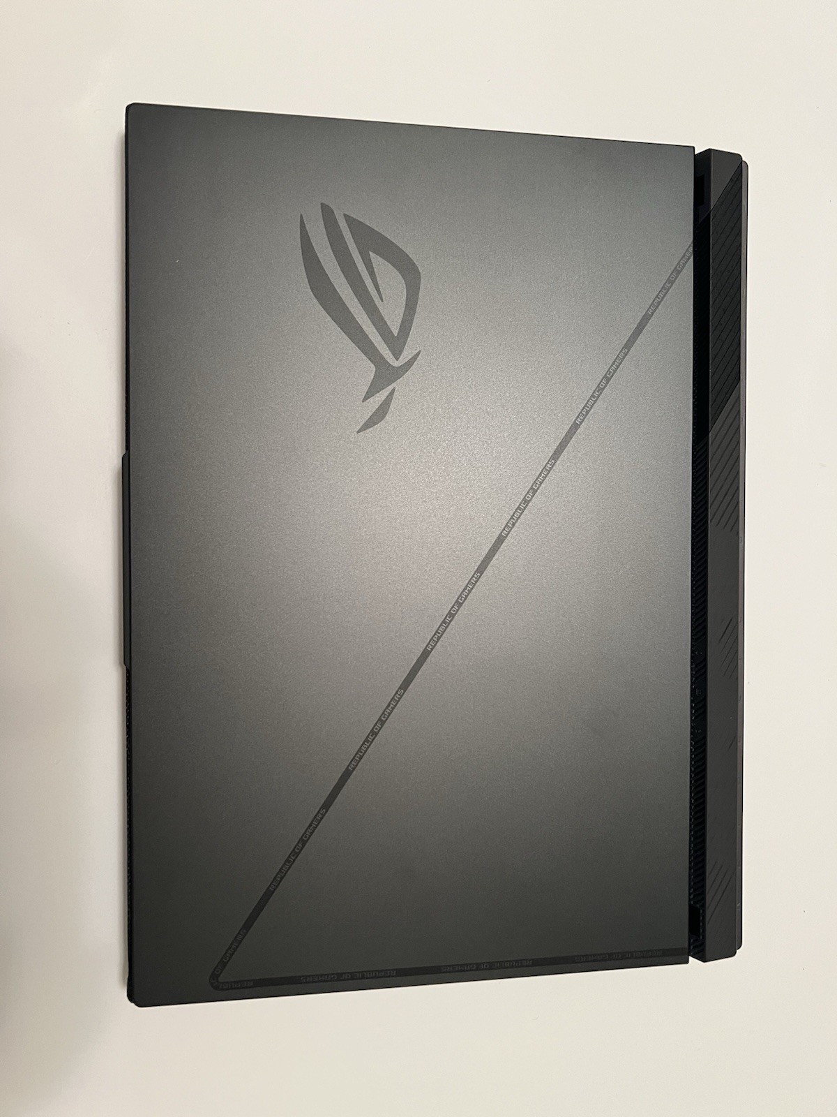 ASUS ROG Strix G16 Gaming Laptop, 165Hz , RTX 4060, i7-13650HX, 16GB, 1TB SSD