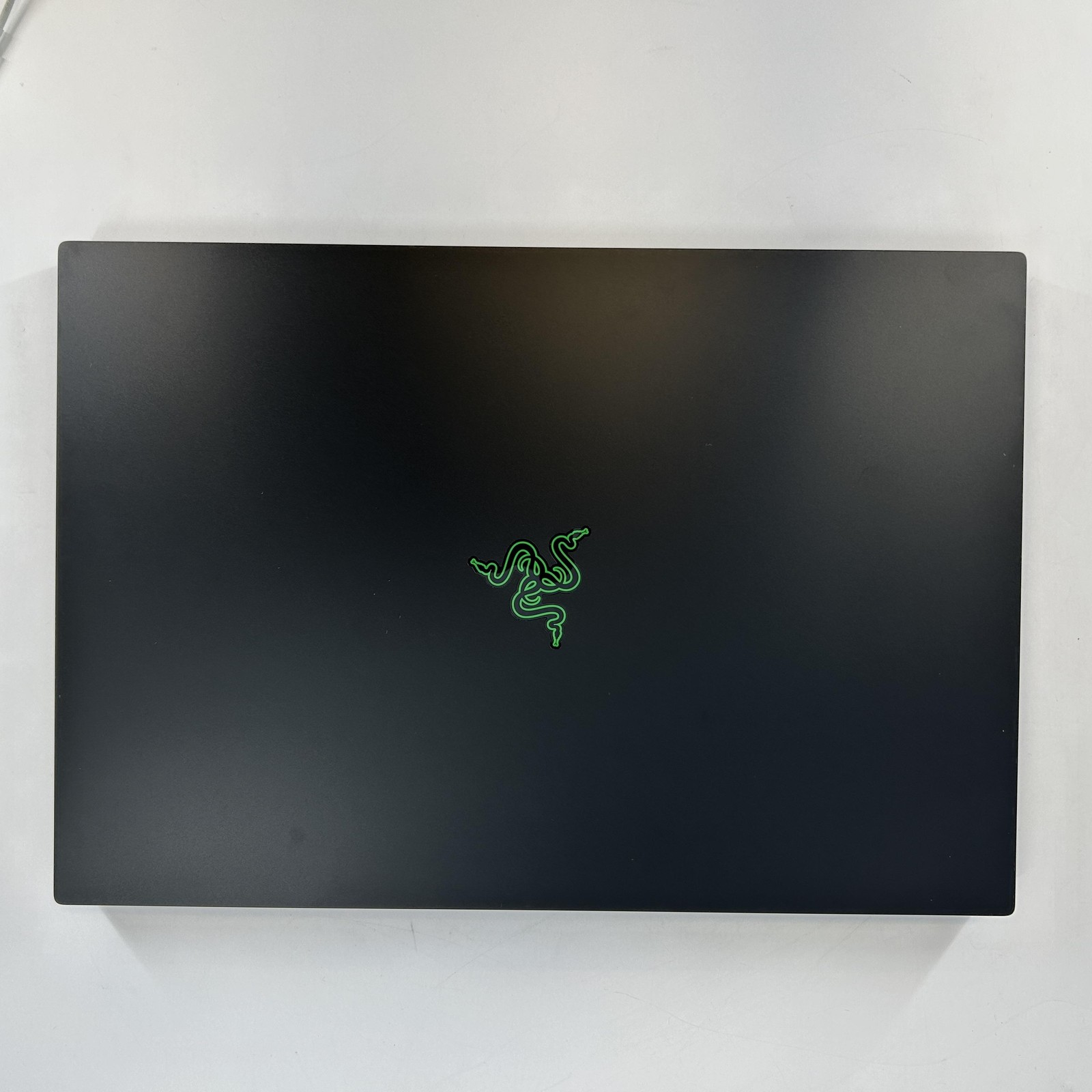Razer Blade 18 240Hz QHD+ i9-13950HX 64GB 1TB SSD RTX 4090 – VAPOR CHAMBER ISSUE