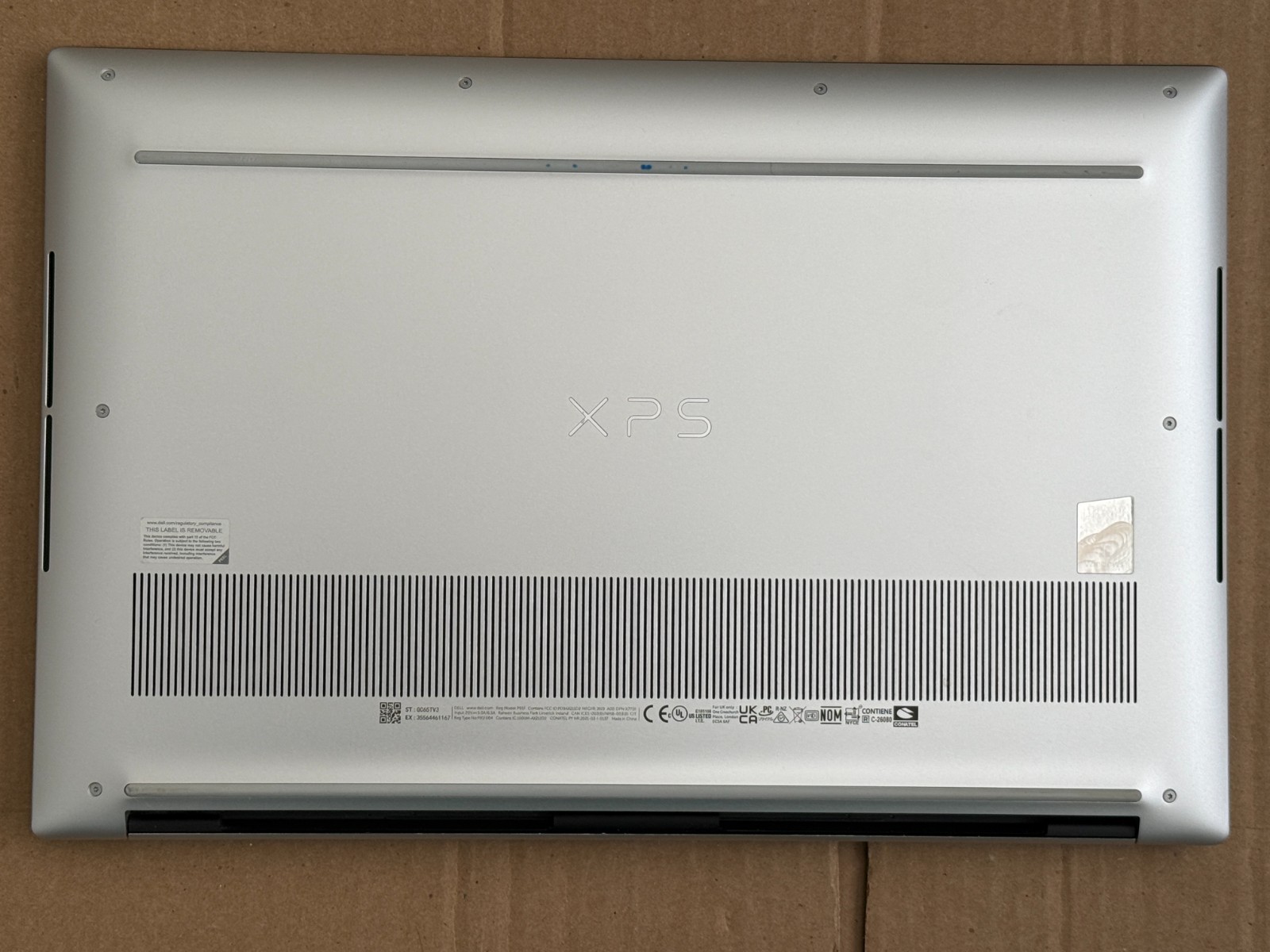 Dell Xps 9530 i9-13900h 32gb DDR5 Ram 4070 RTX GPU 512gb SSD 15.6″ OLED 3.5K W11