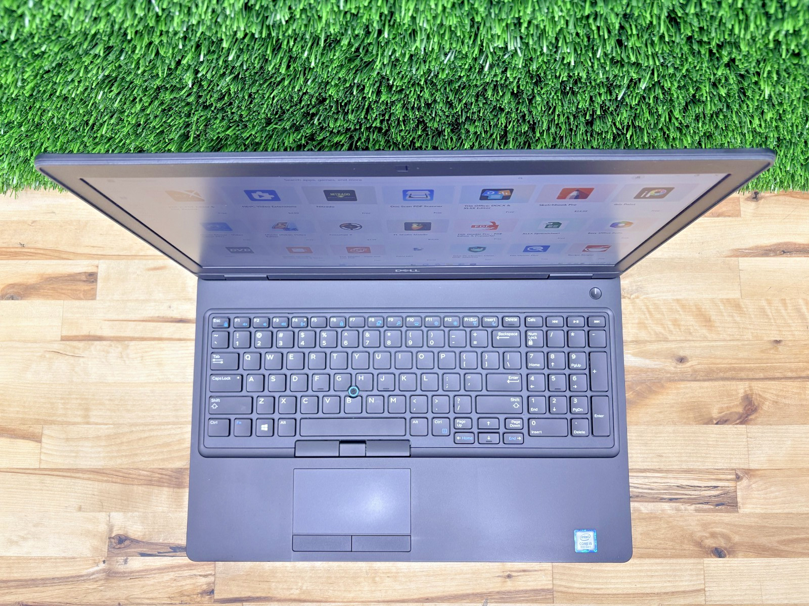 Dell Latitude 5590 Intel i5-8th Gen 1.60GHz 16GB RAM 256GB SSD Windows 11 Pro*