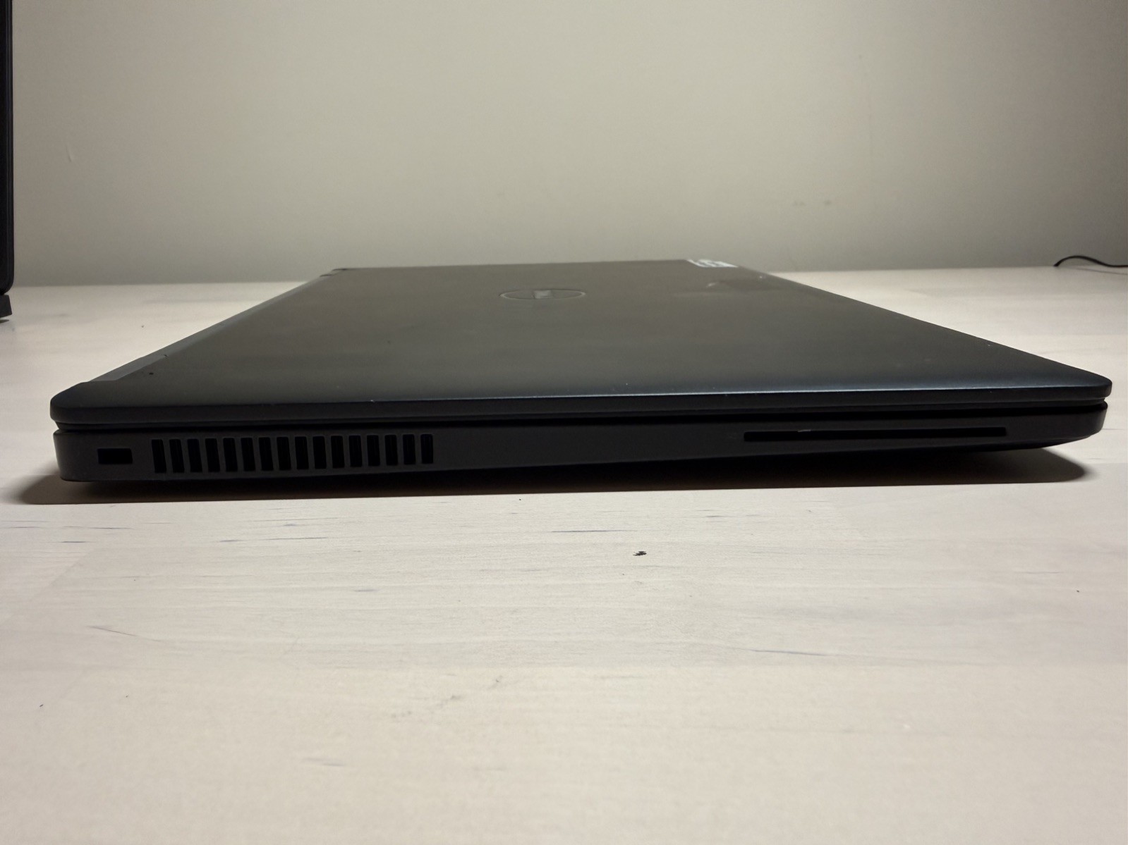 Dell Latitude E7470 Laptop Intel Core i7 6th Gen No HD/OS/AC Adapter