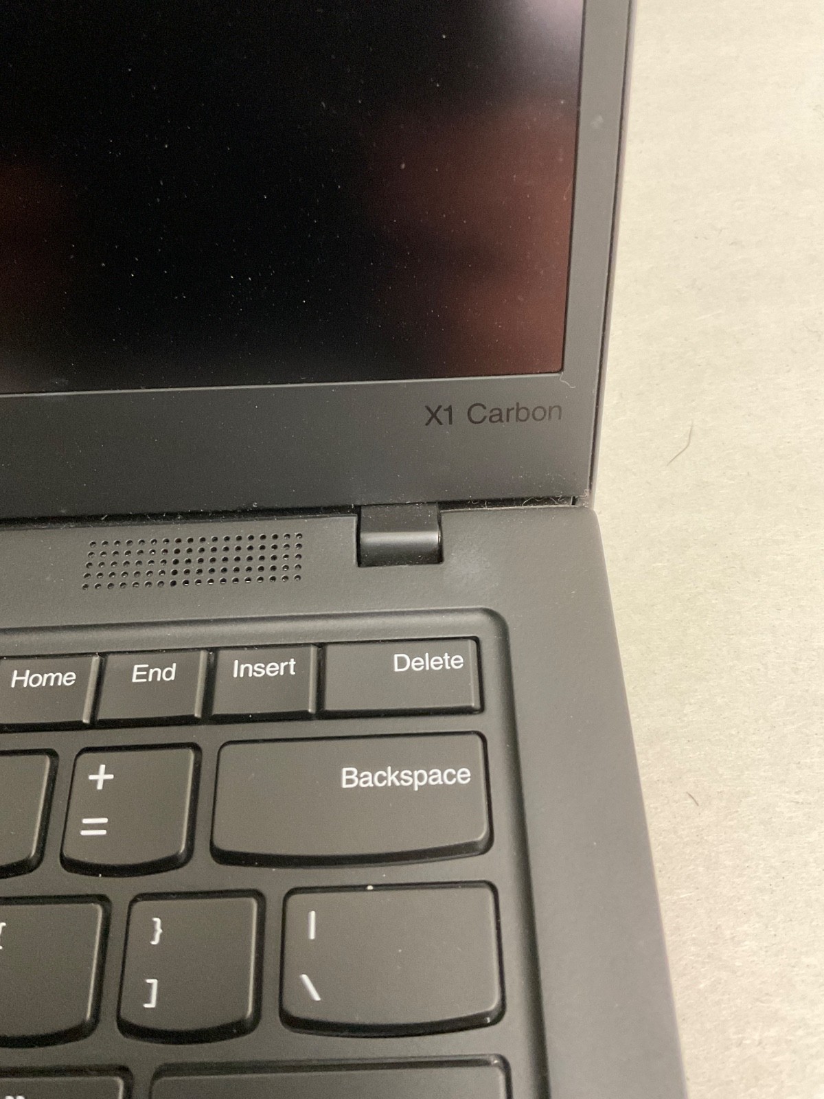 Lenovo Thinkpad X1 Carbon Gen 8 Intel i7-10610U 16GB RAM NO SSD NO OS Bad Batt