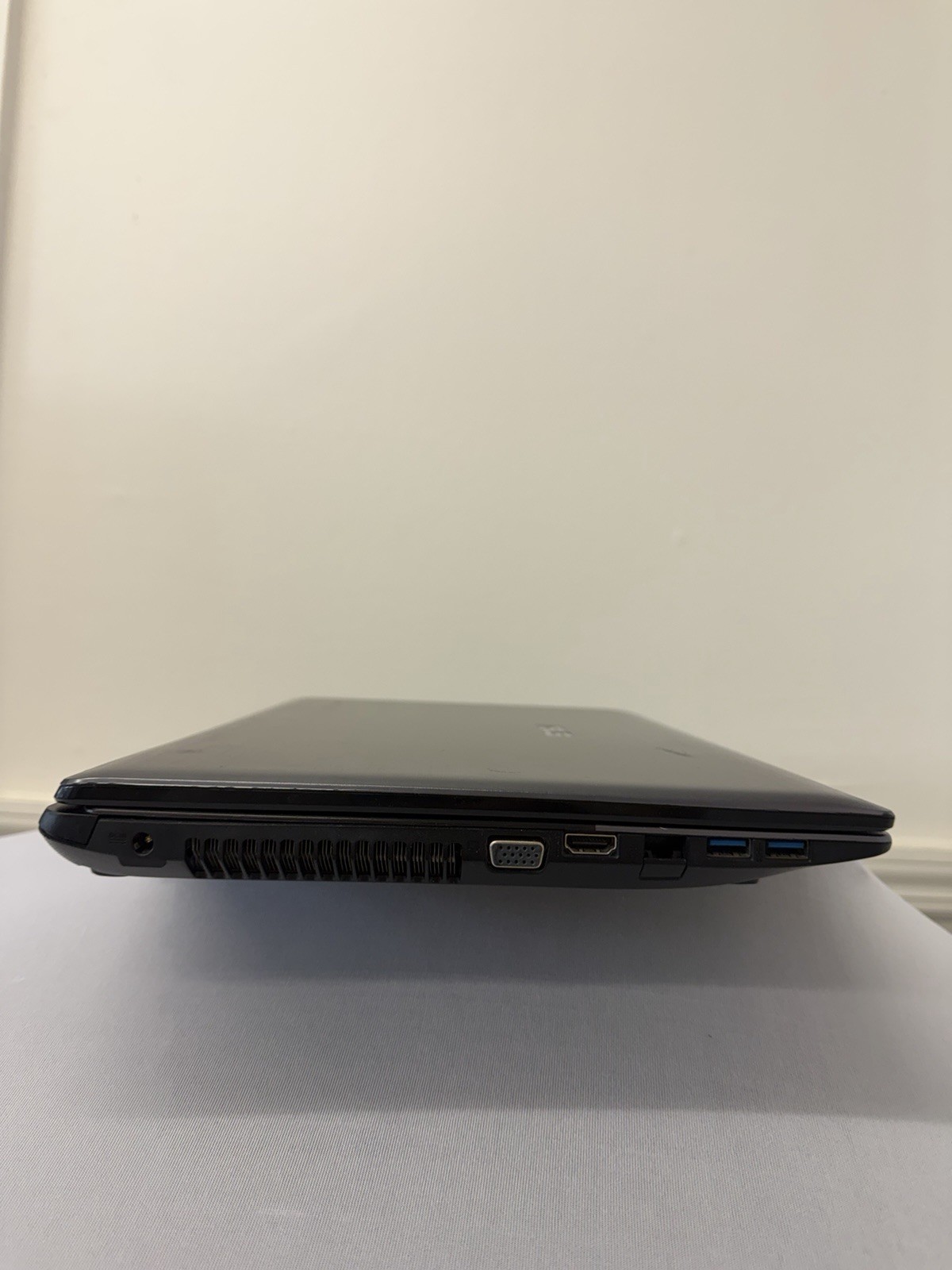 Asus K55A Laptop – Screen Has Vertical Lines – Intel i5-3210M – Read Des
