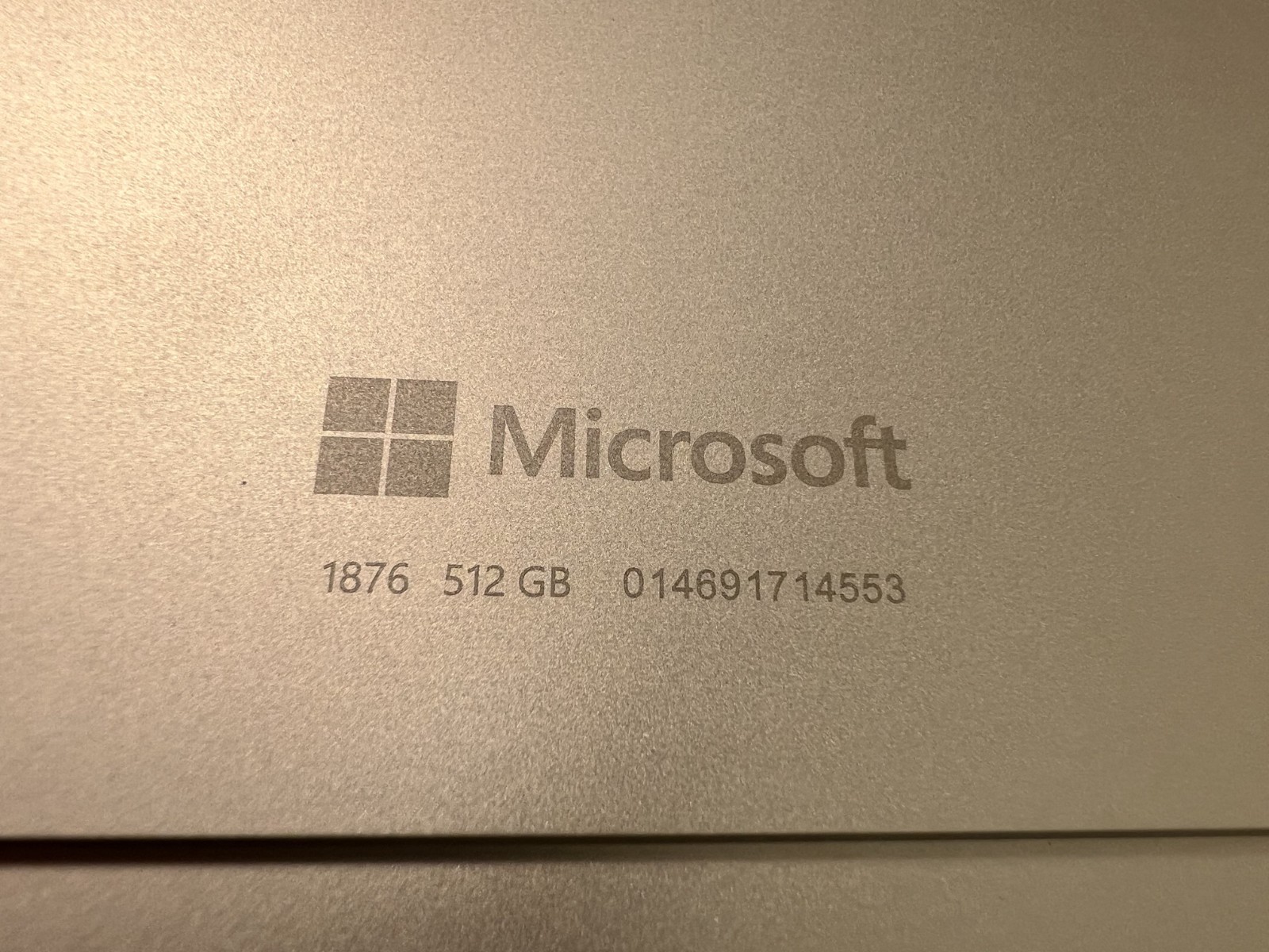Microsoft Surface Pro X 1876 13″ 16GB RAM SQ1 3.0GHz No Screen As-Is For Repair!