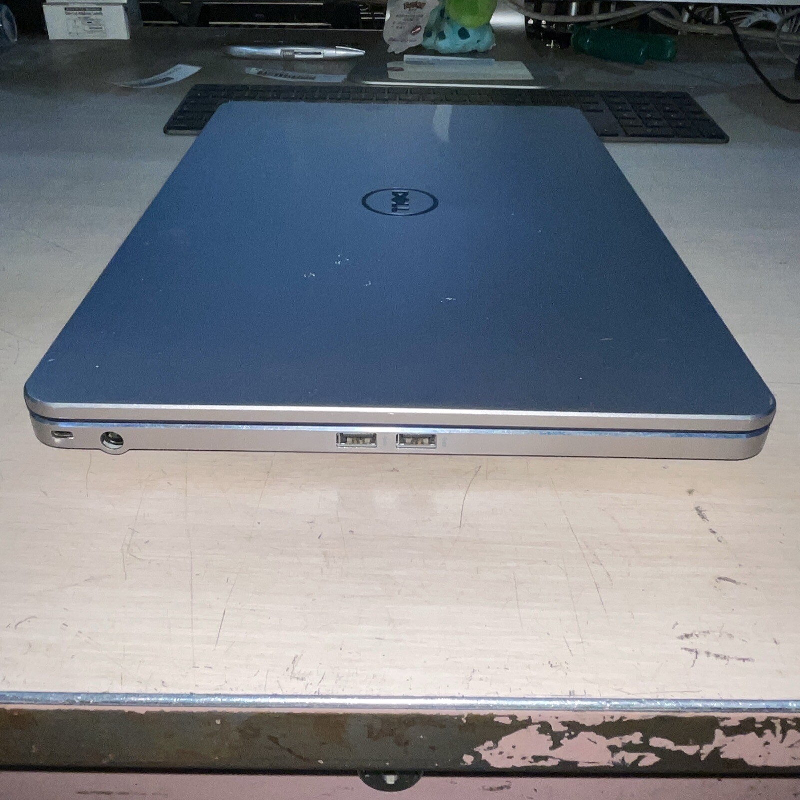 Dell Inspirion 15 7000 Series i5 8GB RAM **NO HD NO OS NO CADDIE**