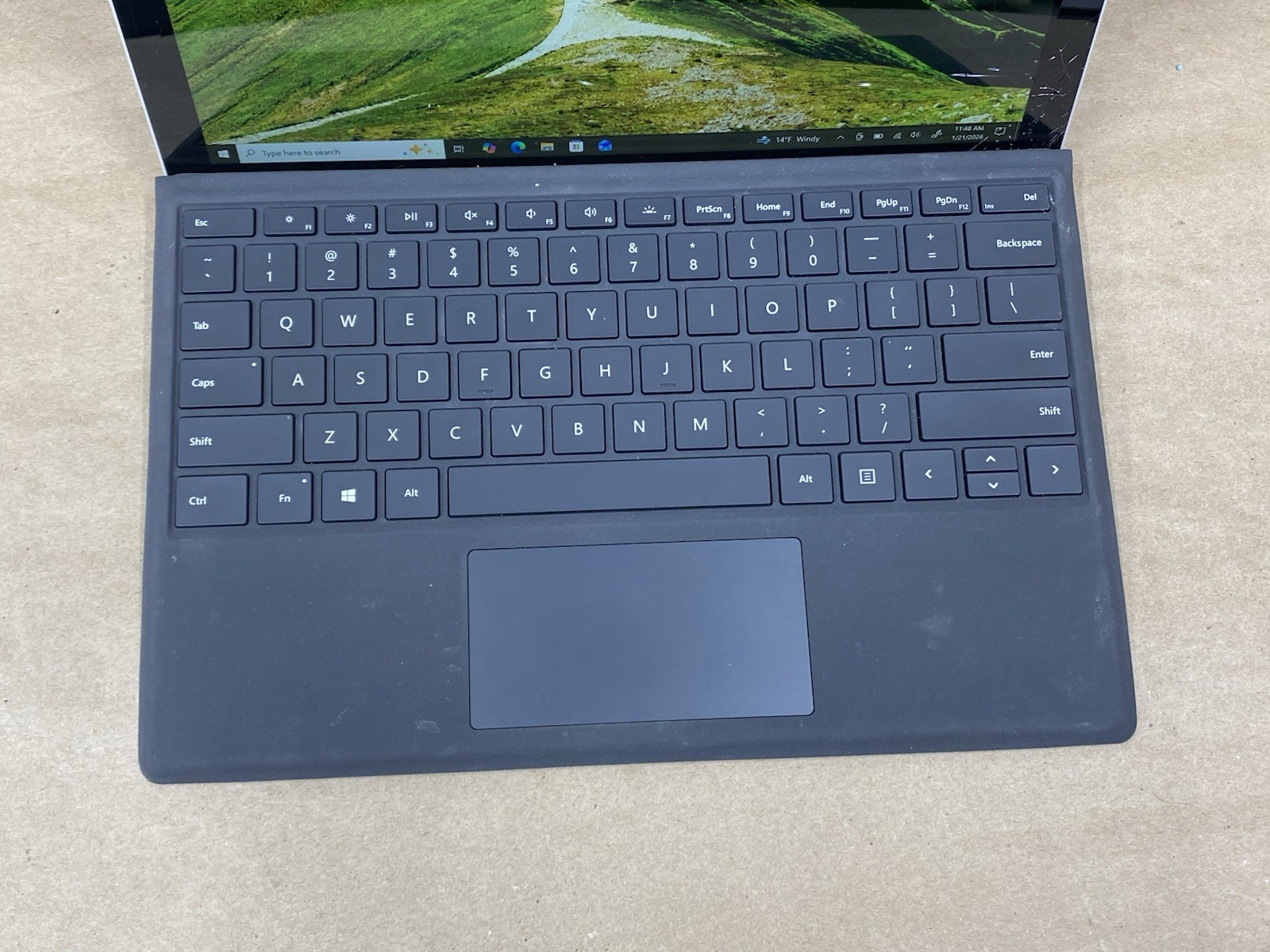 Microsoft Surface Pro 7 – 12″ 2736*1824 – i5-1035G4 – 8GB – 128GB – Win 10 READ