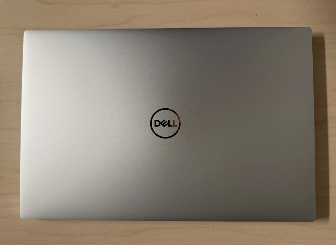 Dell XPS 15 9500 I9 (512gb SSD, i9-10750H, 2.6GHz, 32GB RAM, GTX 1650 Ti)