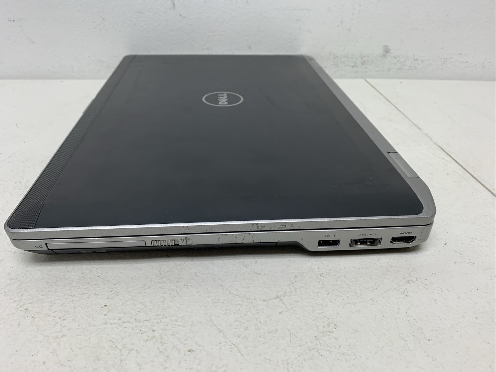DELL LATITUDE E6530 Intel Core i5-3230M 2.60 GHZ 4GB No Hdd No Charger /for Part