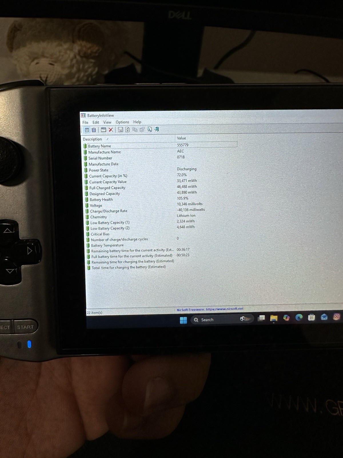 GPD Win 3 i7 16GB 1TB SSD 5.5in Win 11 w/ USB-C Dock, Box Black/Silver