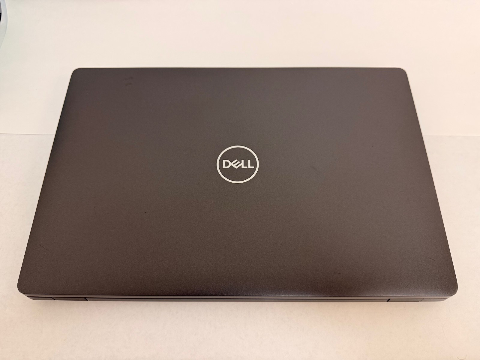 Dell Latitude 5501 i5-9400H 8GB RAM 256GB SSD 15.6″ FHD Win11 Pro Laptop