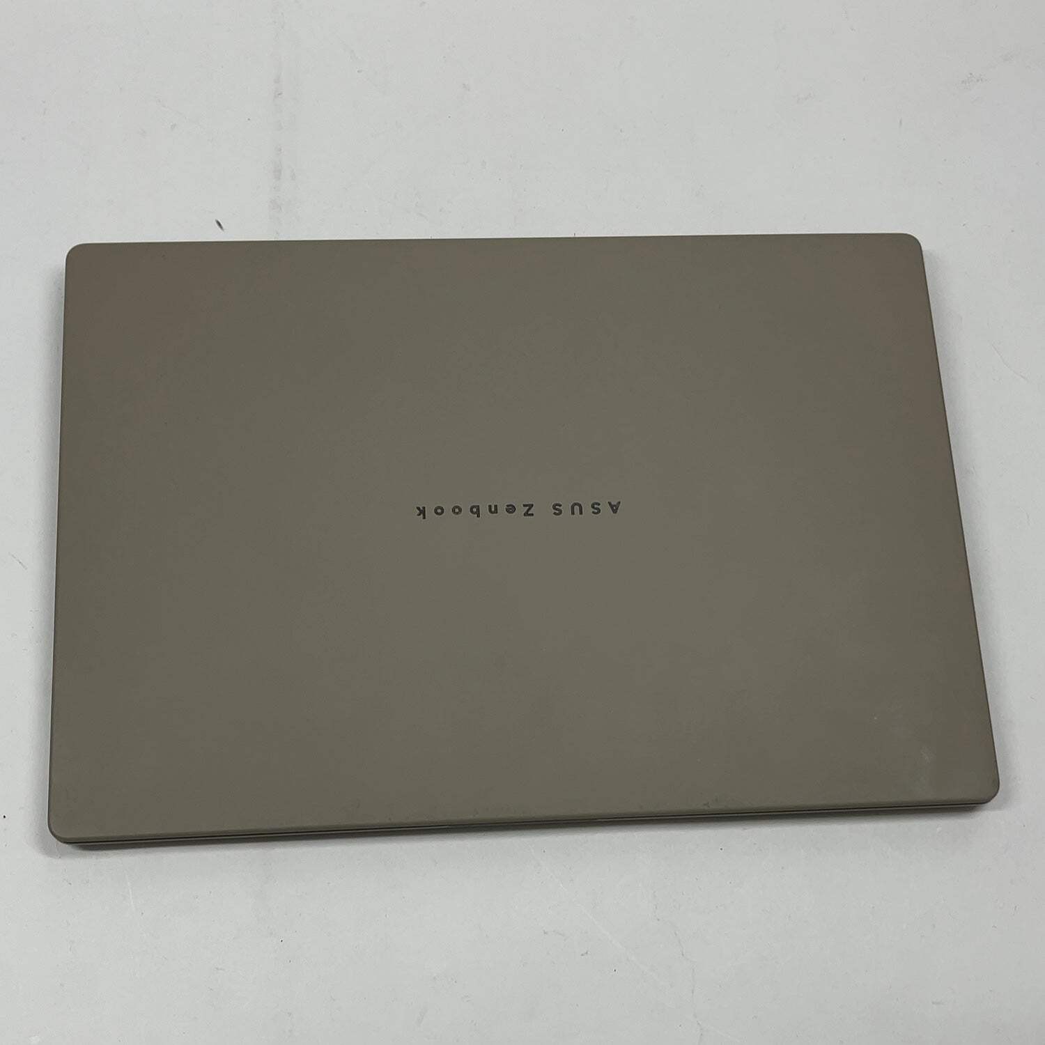 Asus Zenbook A 14 UX3407Q 14″ Snapdragon X Plus 3.2GHz 16GB RAM 512GB SSD