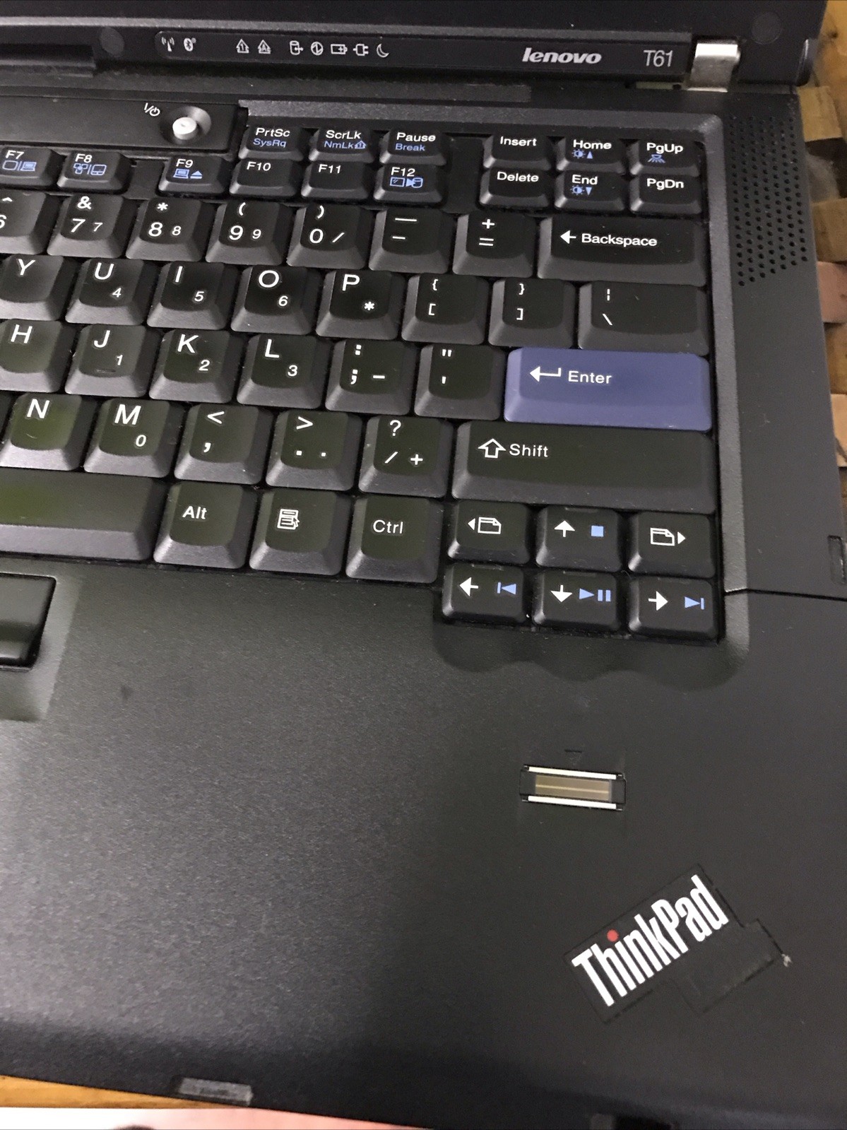 IBM Lenovo ThinkPad T61 14″ LCD T7300 2.00GHz 2GB RAM 112GB HDD Windows 10 PRO
