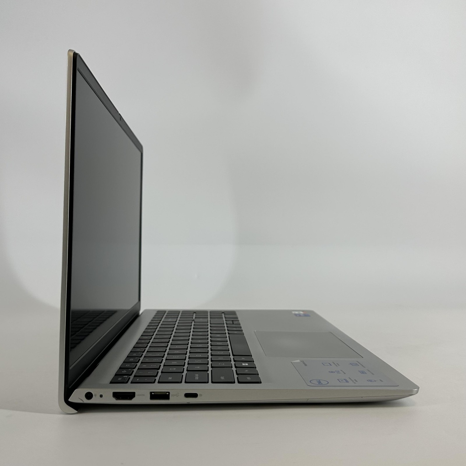 Dell Inspiron 3530 15.6 Silver FHD TOUCH 1.7 GHz i7-1355U 16GB 1TB SSD Very Good