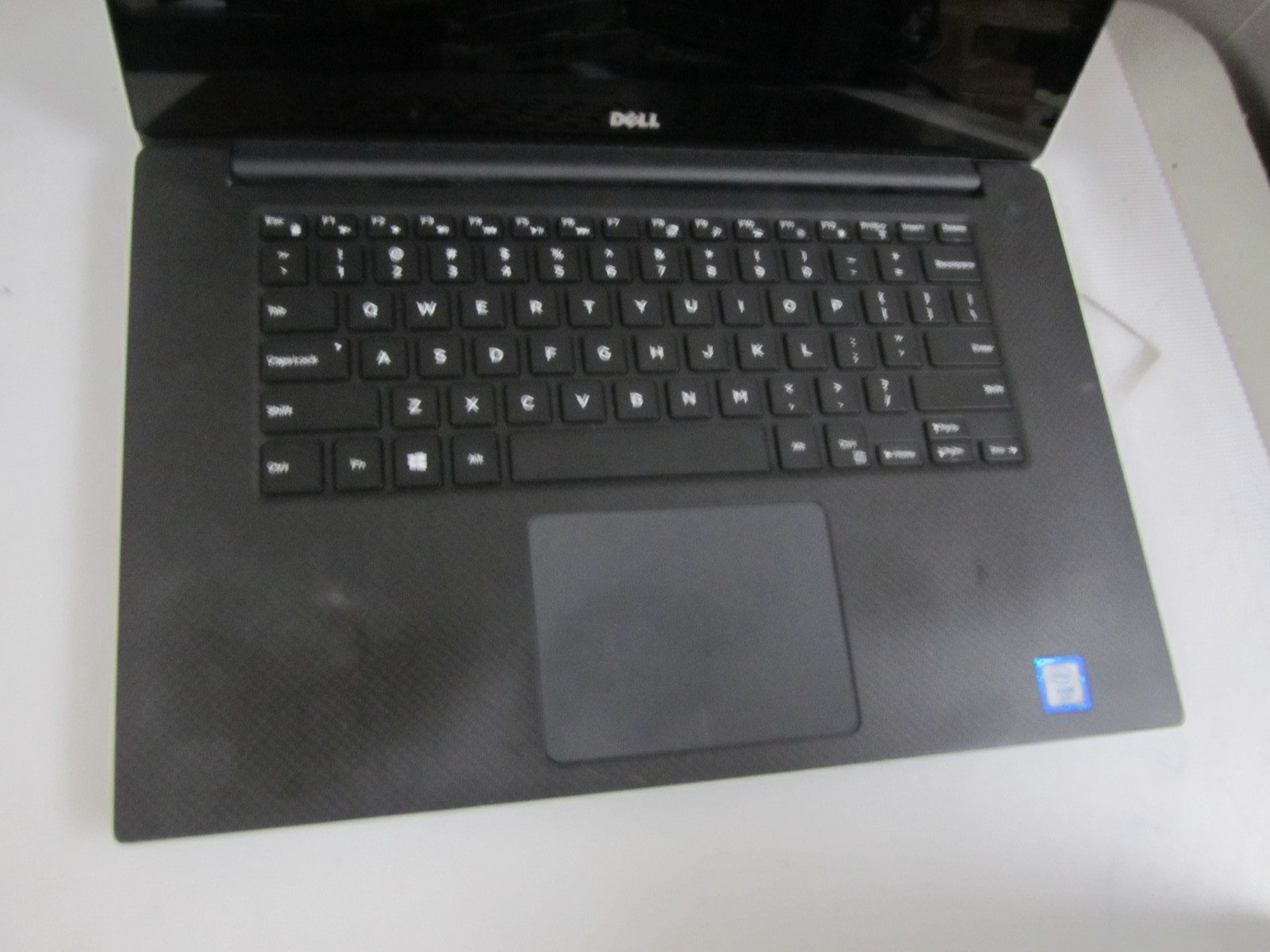 Dell Precision 5510 Xeon E3-1505 16GB 2.80GHZ 240GB M2SSD NOOS LAPTOP + AC
