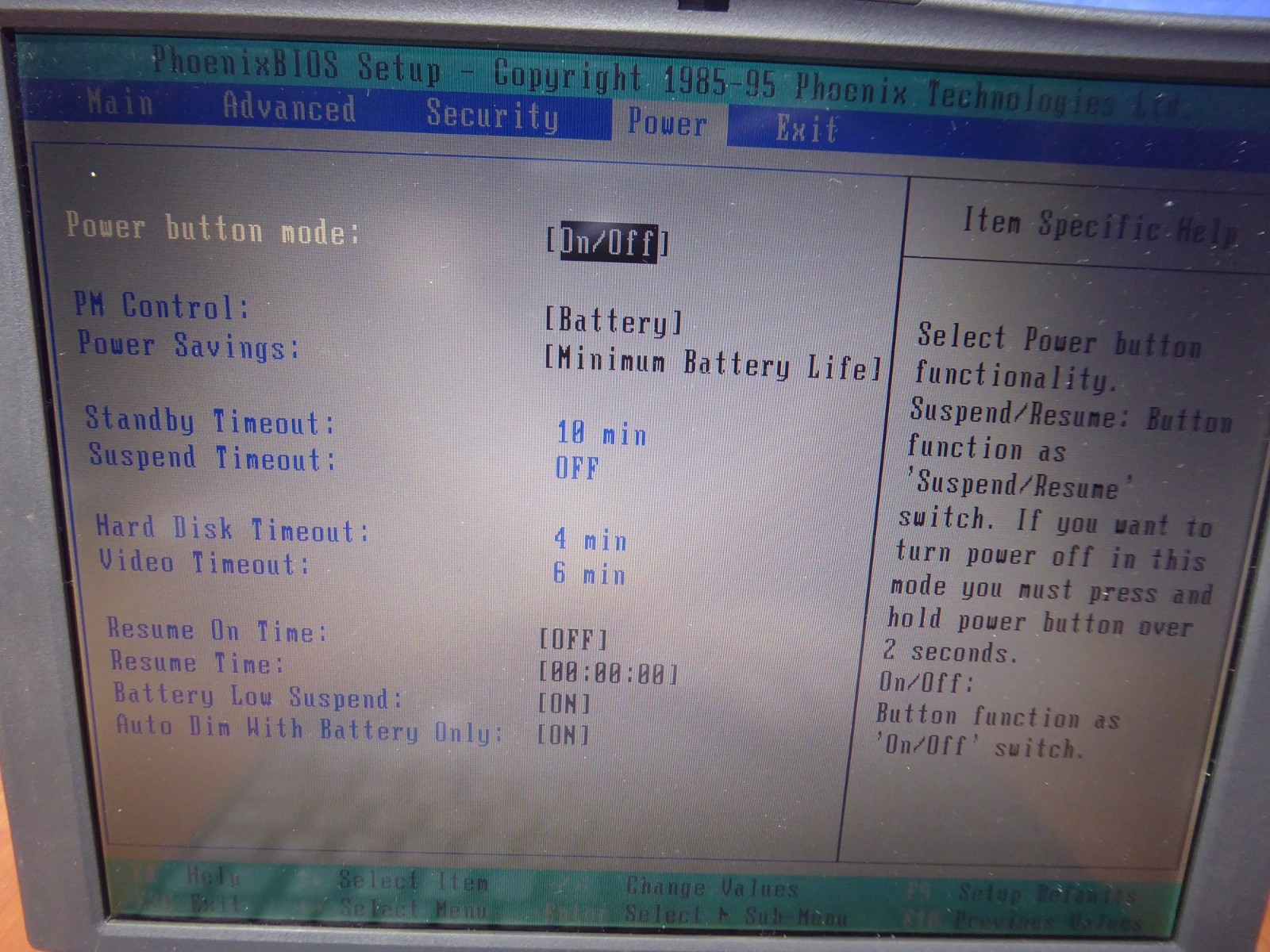 GATEWAY 2000 SOLO 2200 LAPTOP 12″ VINTAGE w/ P/A SOLD AS-IS TO POWER ON