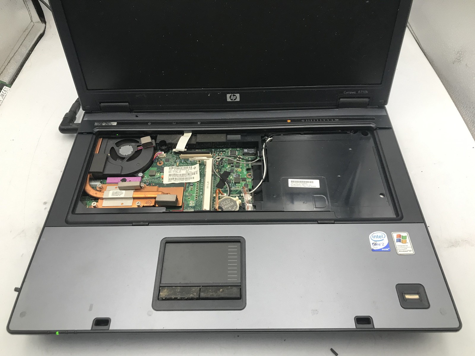 HP COMPAQ 6710B – FOR PARTS/REPAIR – INTEL CORE 2 DUO – NO RAM – READ DESC – BB!