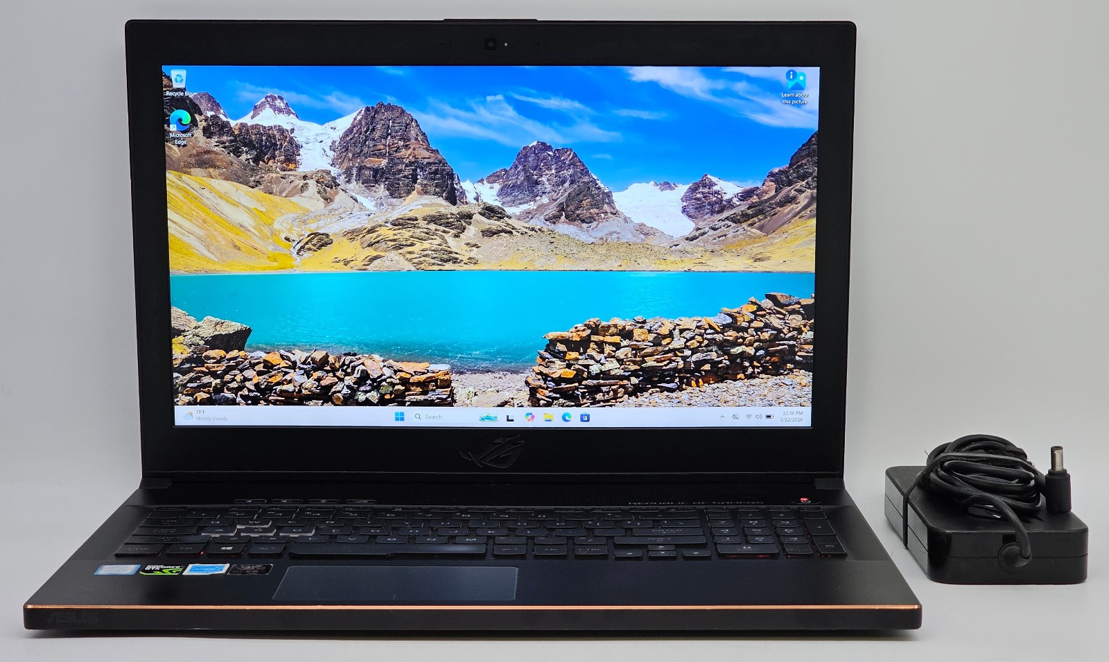 ASUS ROG Zephyrus M – 15.6″ Gaming Laptop – i7-8750H 16GB RAM 128GB SSD GTX 1060