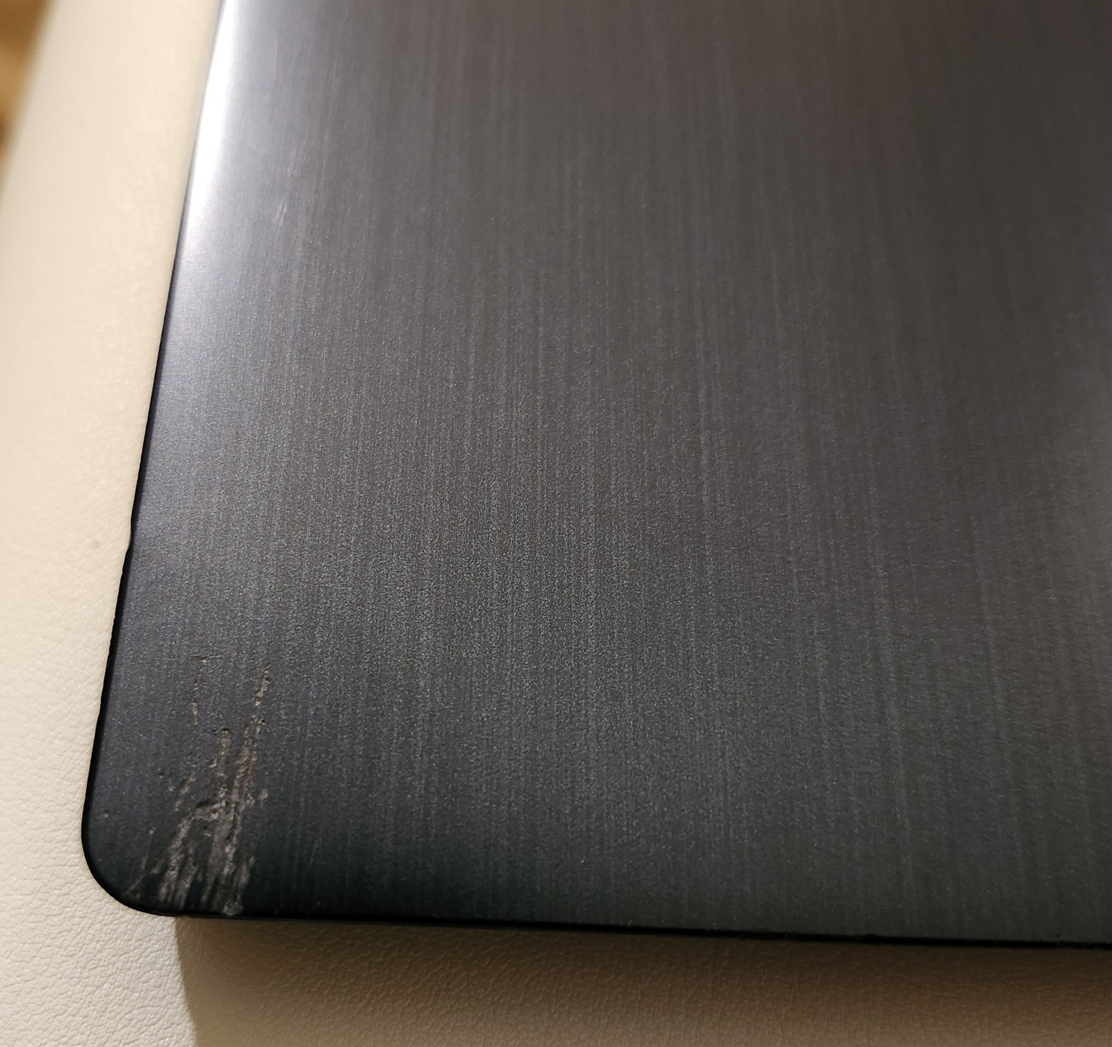 Lenovo IdeaPad 15IML05 15.6″ i3-10110U 2.1GHz 8GB RAM 256GB SSD Intel UHD