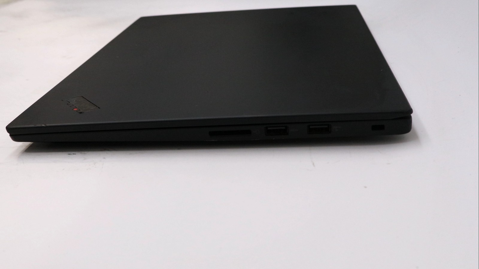 Lenovo ThinkPad P1 Gen 3 15″ i7-10850h 32GB 1TB – Good READ DESC