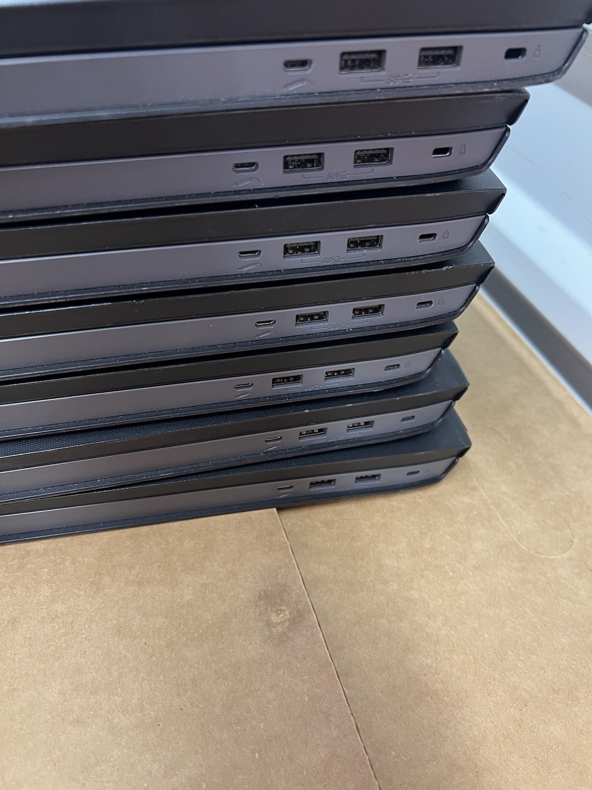 Lot Of 7 zSpace W1847 AMD A9-9420 R5 8GB Ram 256GB SSD Win 11 pro W/charger