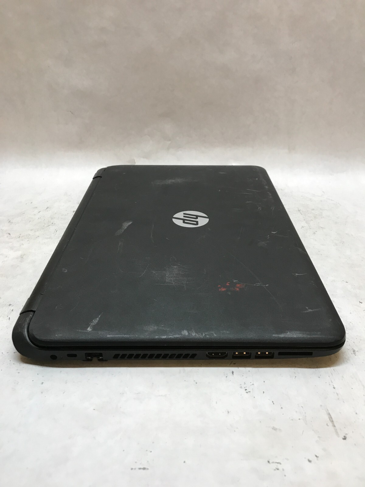 HP 15-f222wm 15″ Laptop Intel Pentium 4GB RAM POWER DEAD For Parts/Repair – – DW