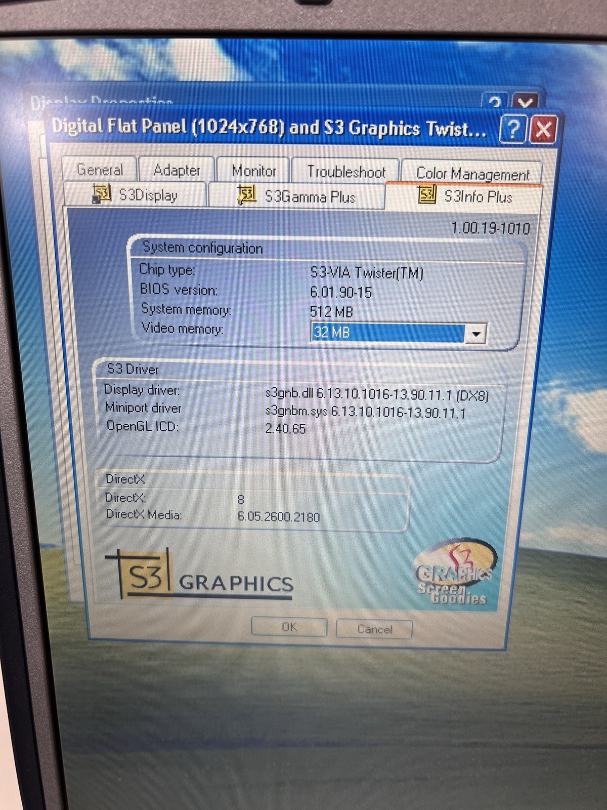 HP Pavilion Pavilion zt1000, WinXP, Pentium 3, S3 AGP, 30GB HDD- No Speakers