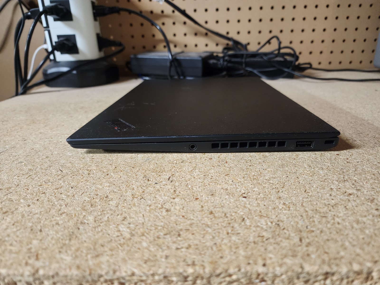 Lenovo ThinkPad X1 Carbon Gen 6 i5-7300U 8GB RAM 256GB SSD Win 11 Pro