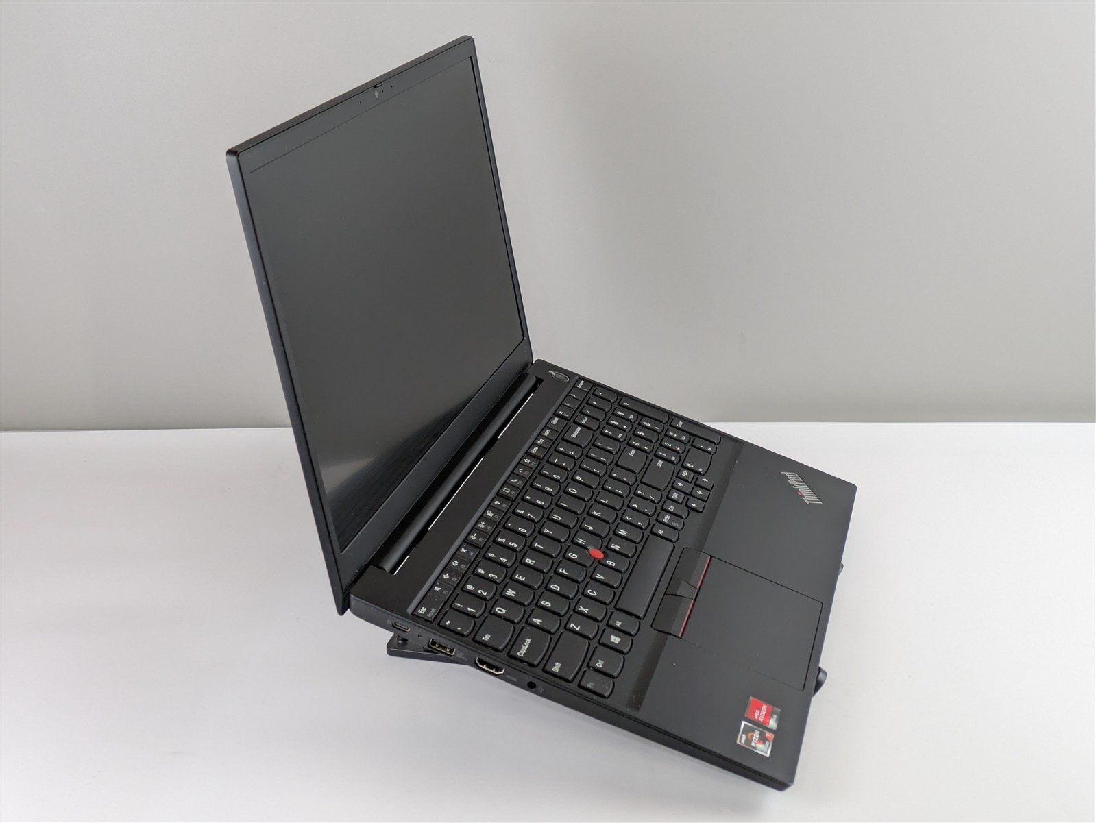 Lenovo ThinkPad E15 Gen 3 Ryzen 7 5700U 8GB RAM 256GB SSD FHD (26894) BAD BATT