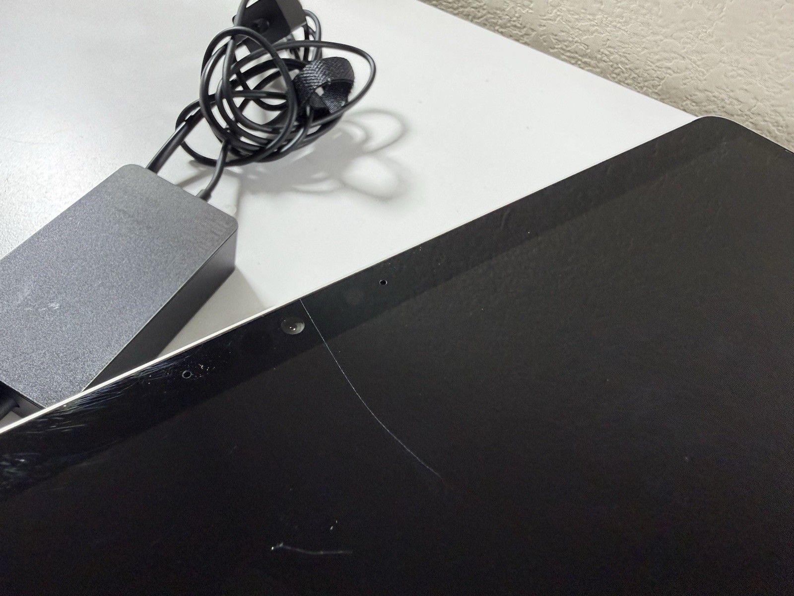 Microsoft Surface Pro 8 (1982) i5-1145G7 – 16GB RAM – 256GB 120Hz – Win 11 Pro