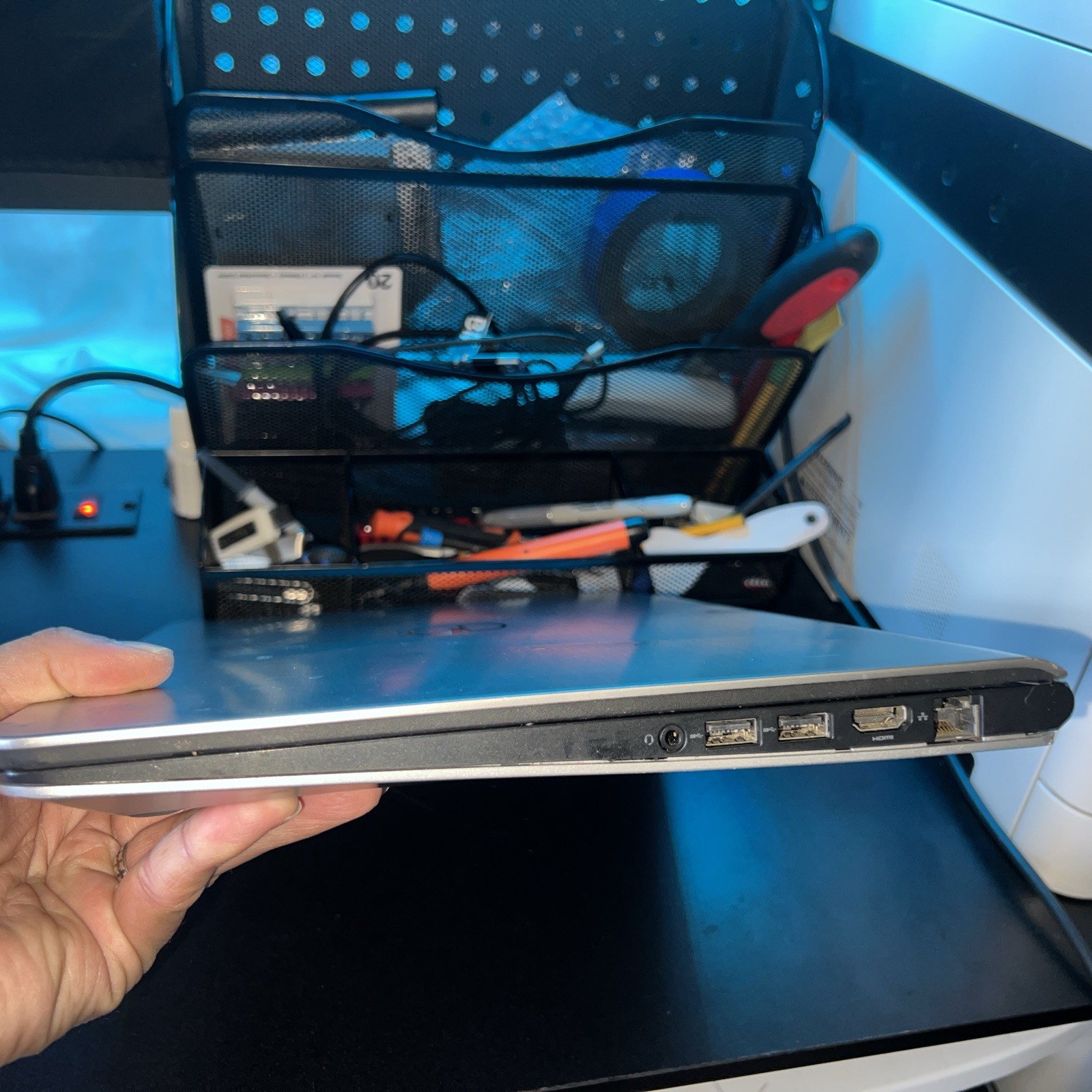Dell P39F Intel I5 No HDD No HDD Cable Case Broken Parts Only