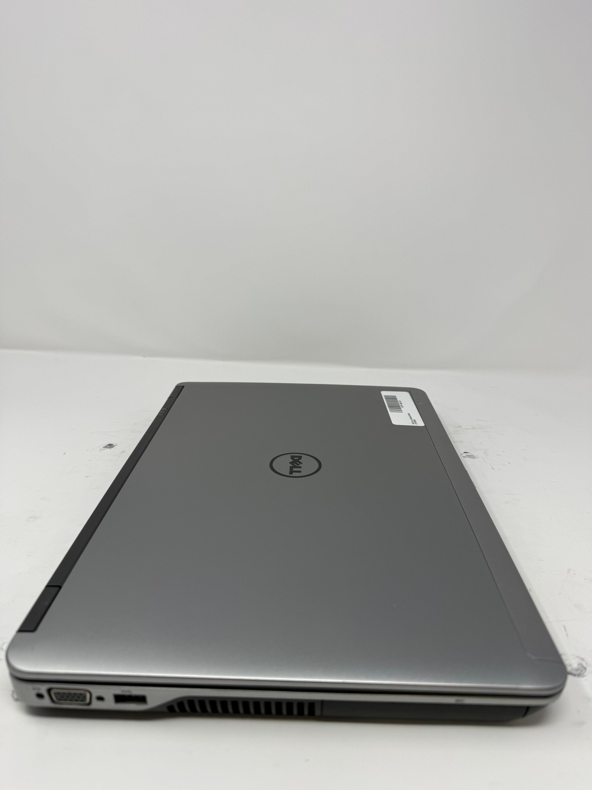 Dell Latitude E6440 i5-4310M 8GB No HD None Intel Corporation 4th Gen Grade B