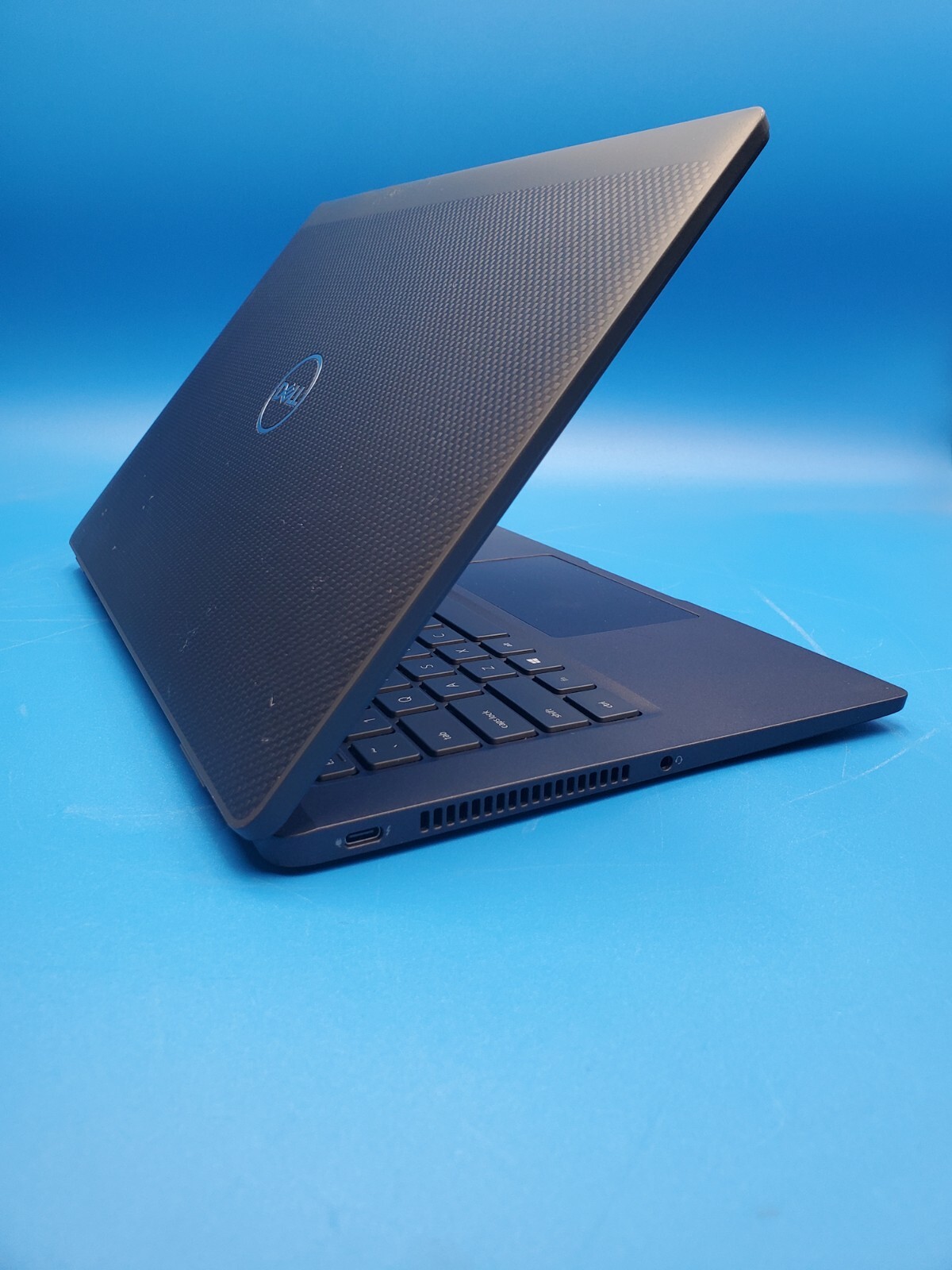 Dell Latitude 7420 14″ i5-1145G7 vPro 16GB RAM 512GB SSD Grade B