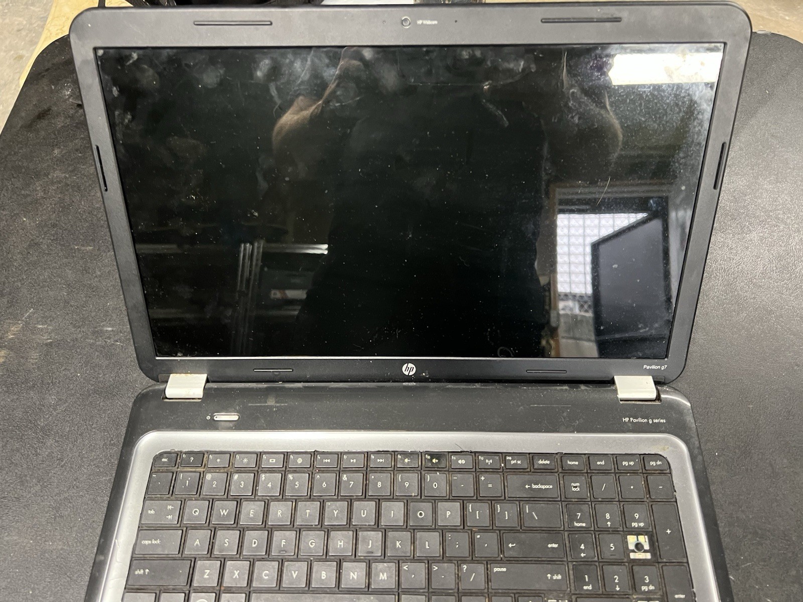 HP Pavilion g7-1338dx 17.3″ Intel Core i3 Processor Laptop For Parts