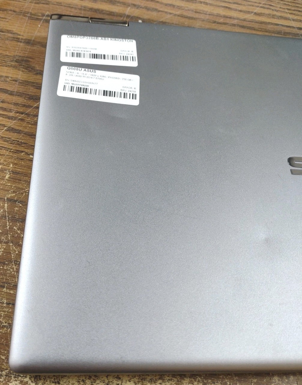 Asus Zenbook Flip 15 Q508U 15.3″ Ryzen 7 5700U 8GB RAM 256GB SSD