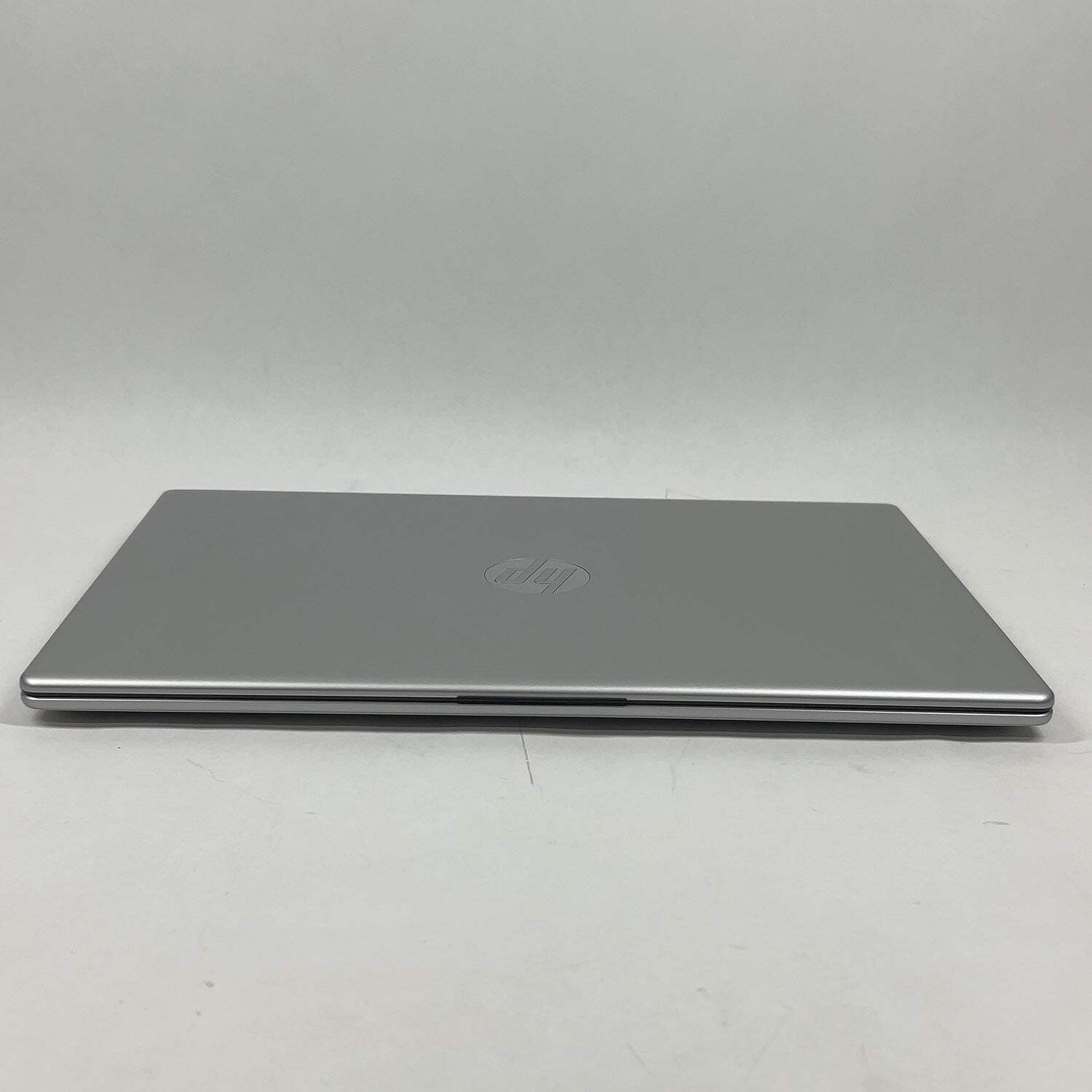 HP Laptop 15-FC0XXX 15.6″ Ryzen 3 7320U 2.4GHz 8GB RAM 256GB SSD