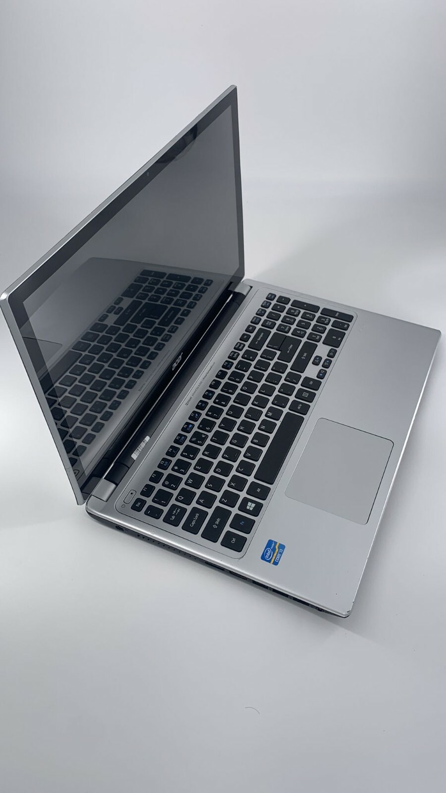 Acer Aspire v5-571P, Touchscreen, 8 GB RAM, 500 GB HDD