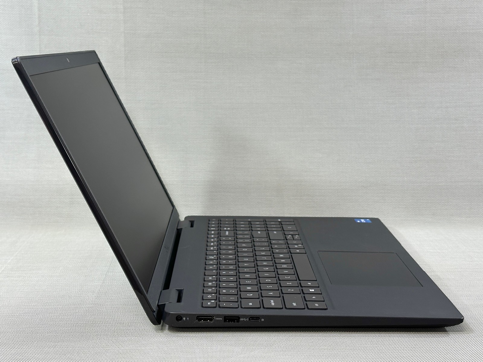 Dell Latitude 3520 15.6″ Intel Core i5-1135G7 16GB RAM 512GB NVMe Windows 11 Pro