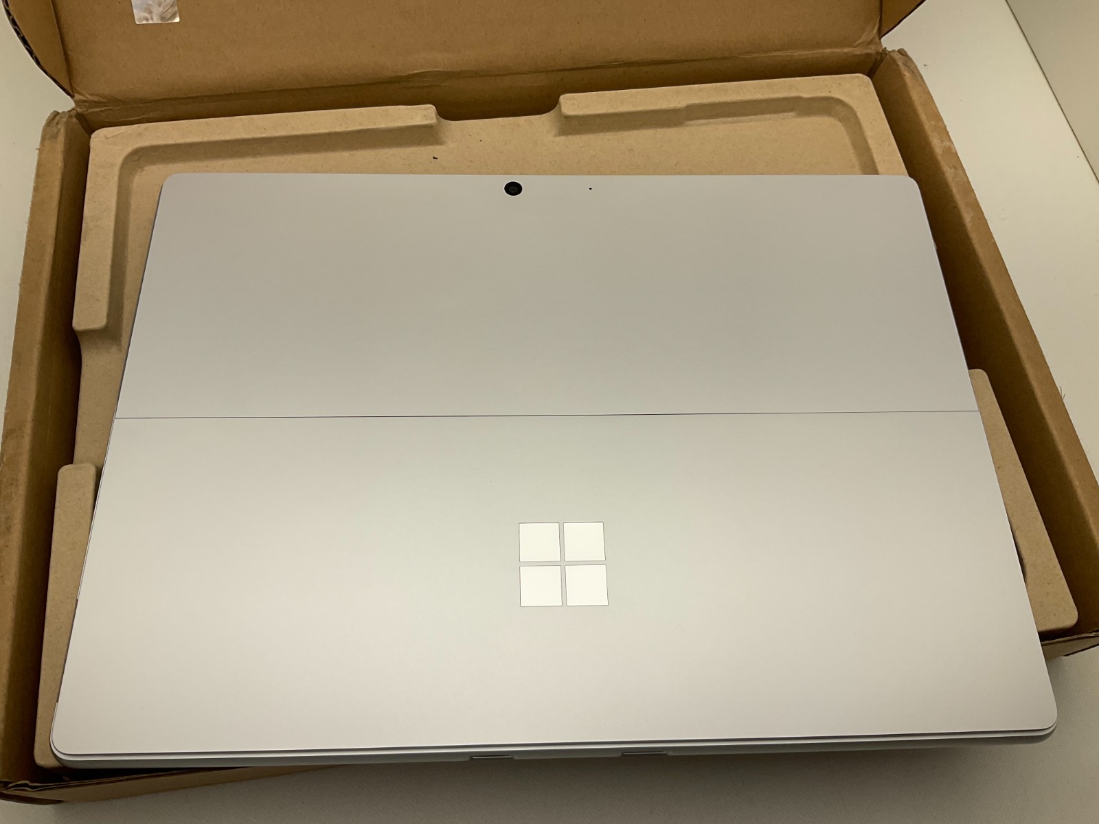 Microsoft Surface Pro 10 Intel Core Ultra 7 165U 16GB Memory 1TB SSD ZDX-00001