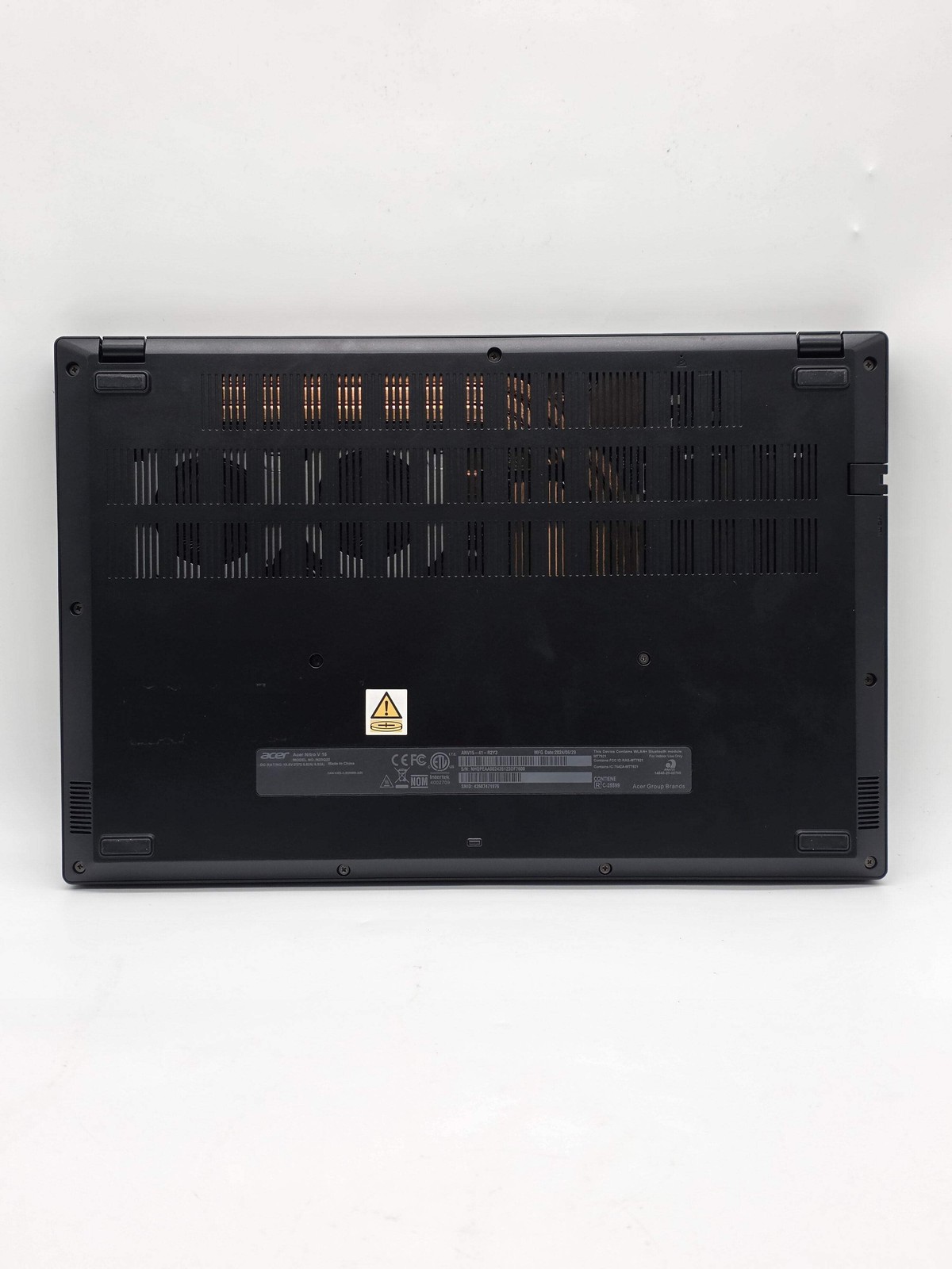 Acer Nitro V 15 Gaming Laptop Ryzen 5 7535HS RTX 4050 16GB RAM 512GB SSD 144Hz T