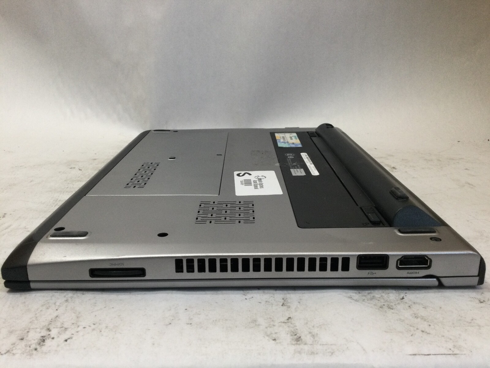DELL LATITUDE 3330 – BOOTS TO BIOS – INTEL I3 2375M – 4GB RAM – READ DESC – BB!!