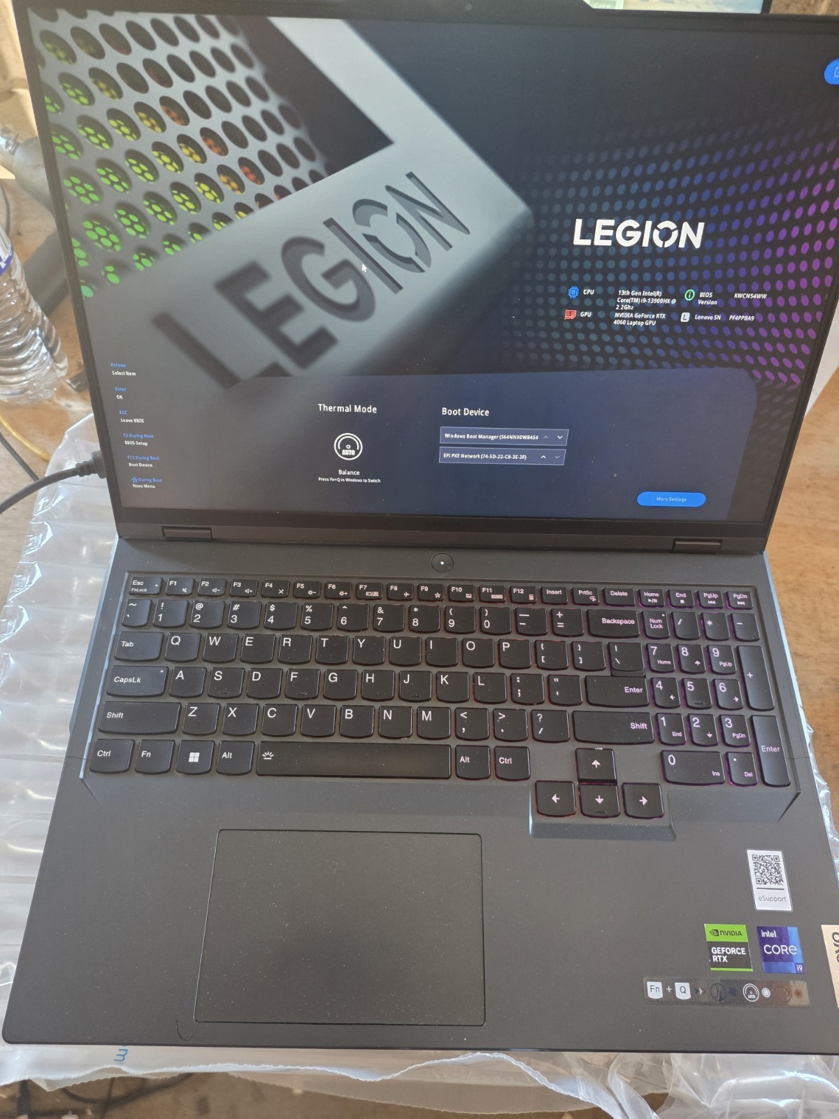 Lenovo Legion Pro 5 16IRX8 16 (1TB SSD, Intel Core i9 13th Gen. 4060 Works Iss